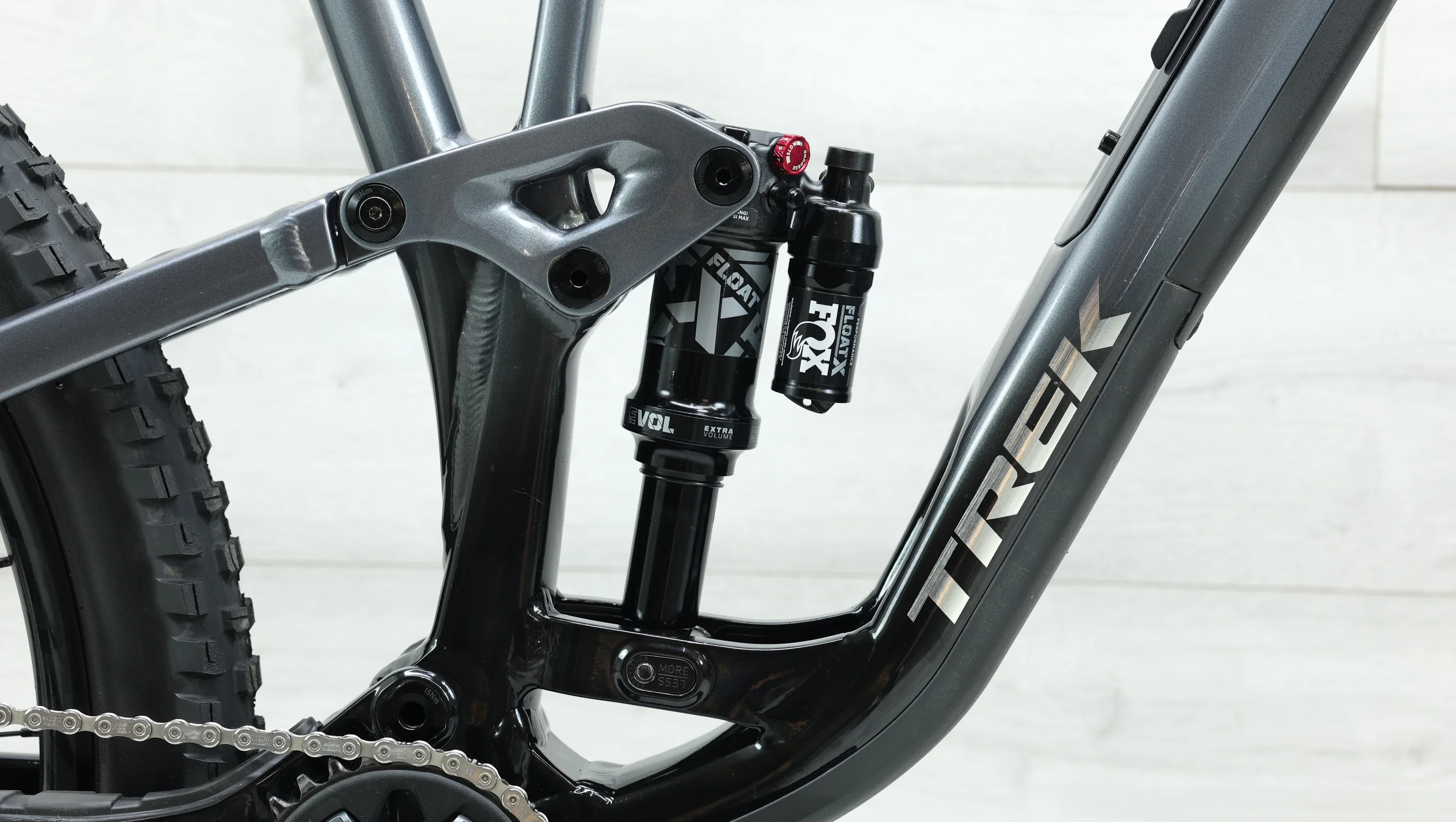 2023 Trek Fuel EX 8 Gen 6 Mountain Bike - Medium - Image 9