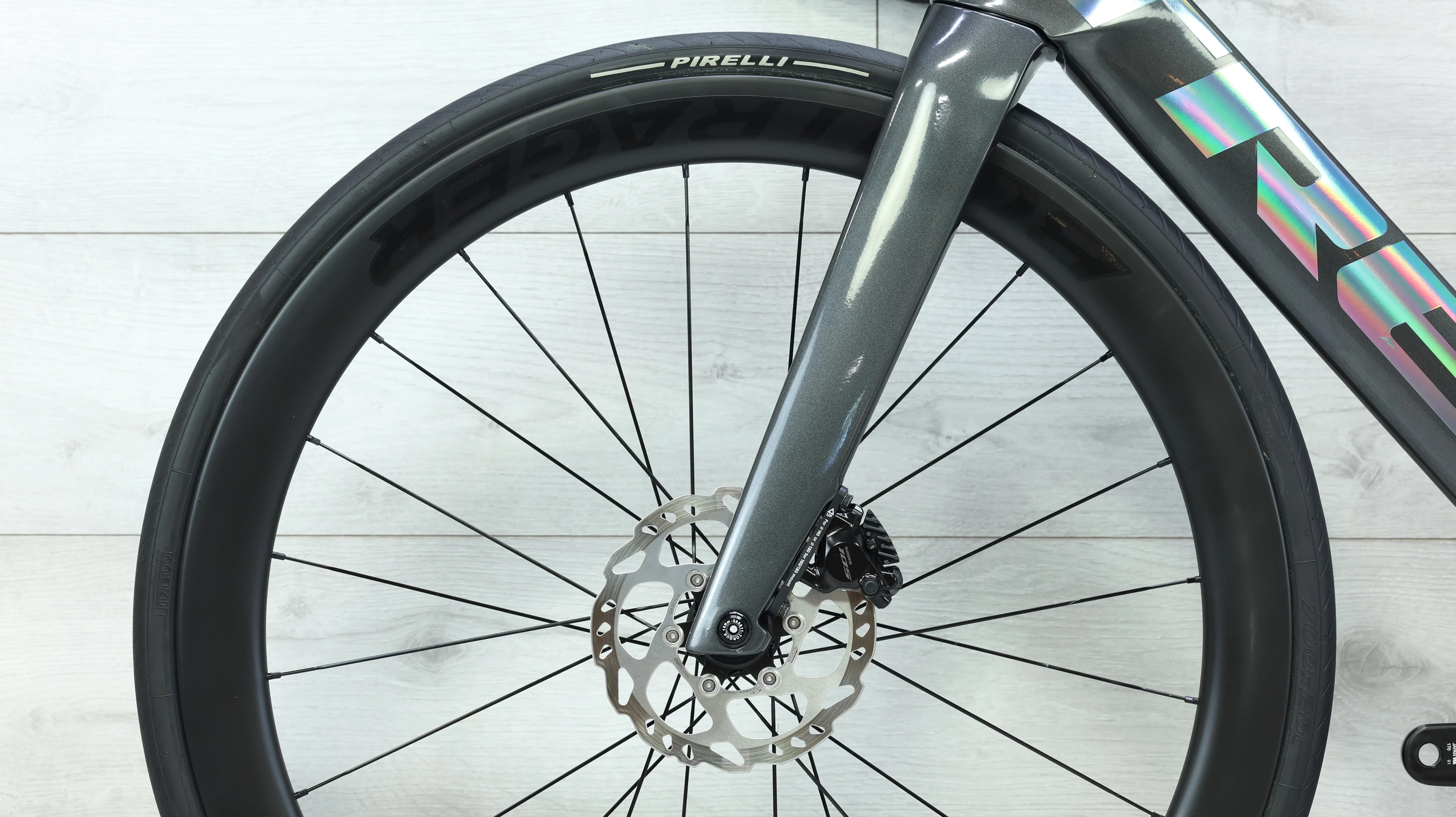 2023 Trek Madone SL 6 Di2 Gen 6 Road Bike - 52cm - Image 14