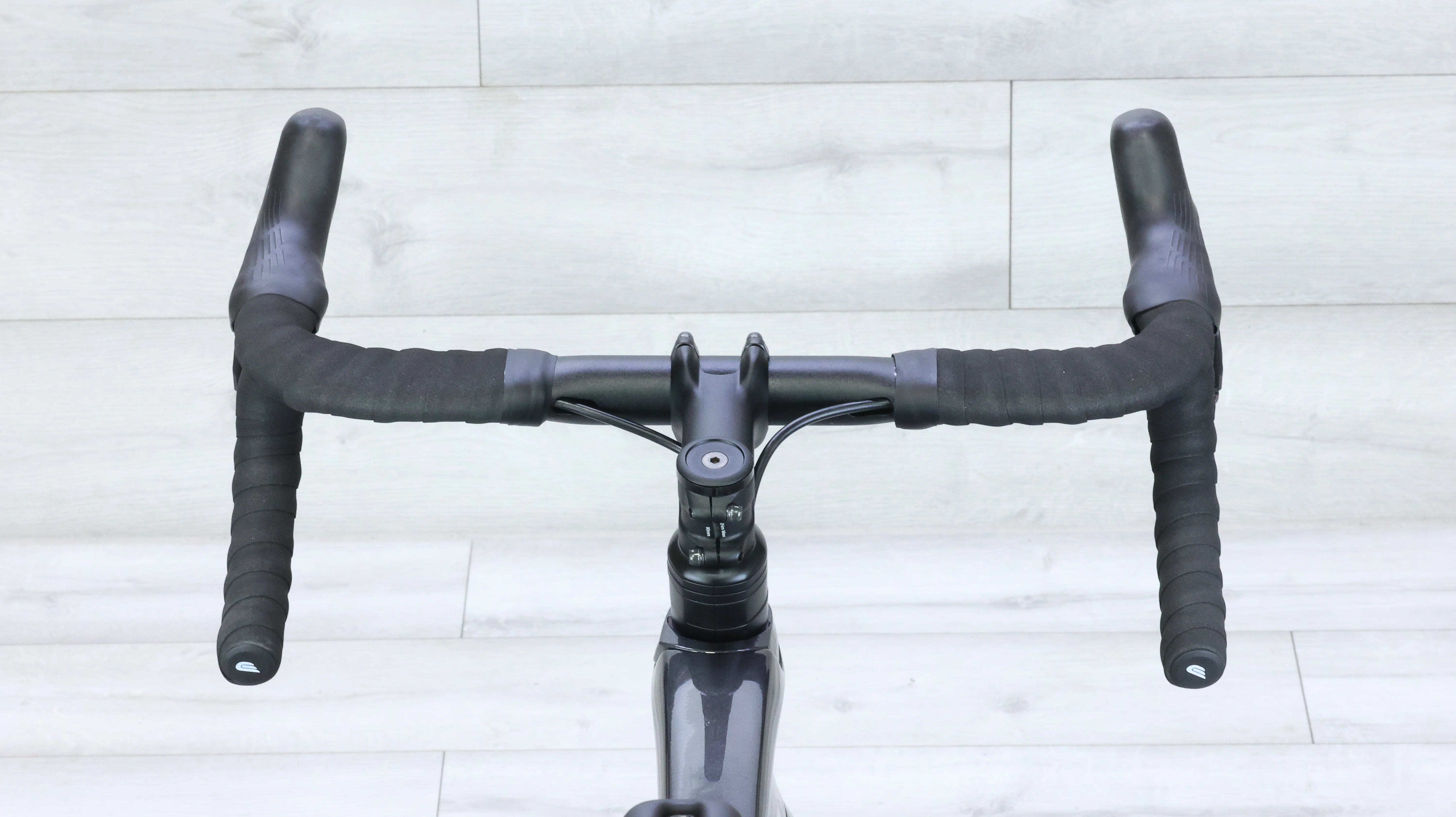Trek Madone SL 6 Di2 Gen 6 Road Bike - 2023, 54cm - Image 12