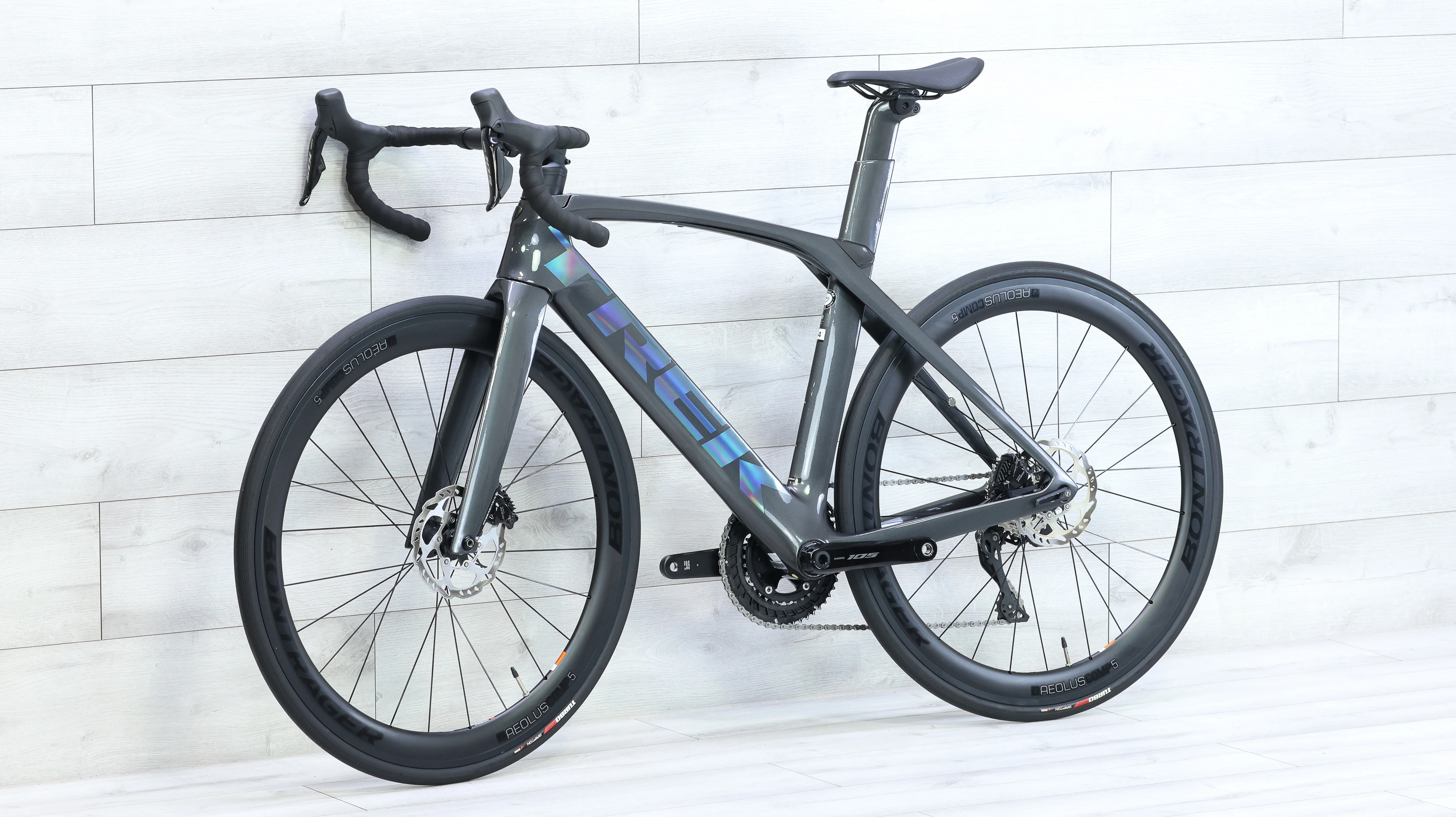 Trek Madone SL 6 Di2 Gen 6 Road Bike - 2023, 54cm - Image 4