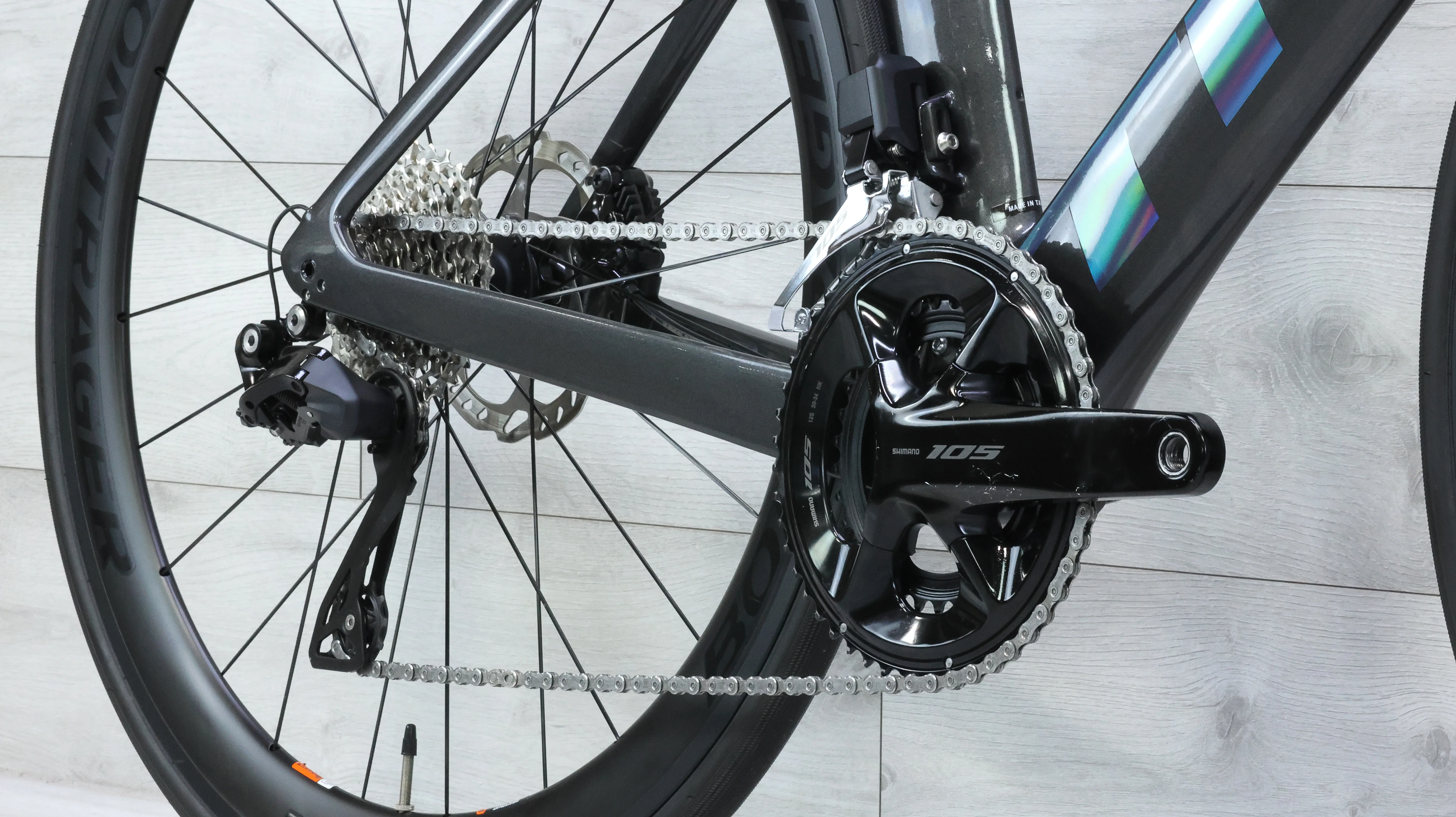 Trek Madone SL 6 Di2 Gen 6 Road Bike - 2023, 54cm - Image 6