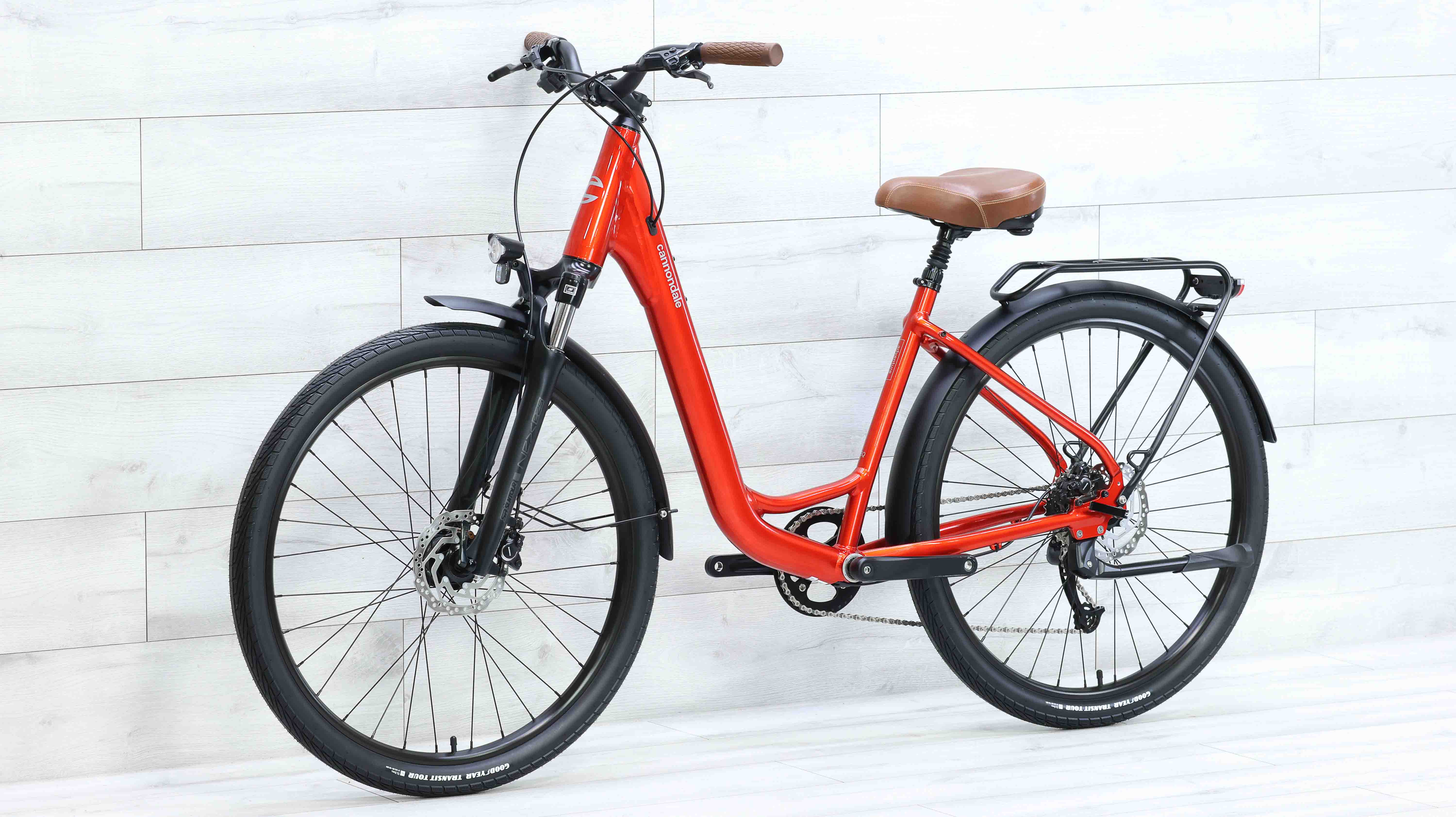 2024 Cannondale Adventure EQ Hybrid Road Bike - Medium - Image 4