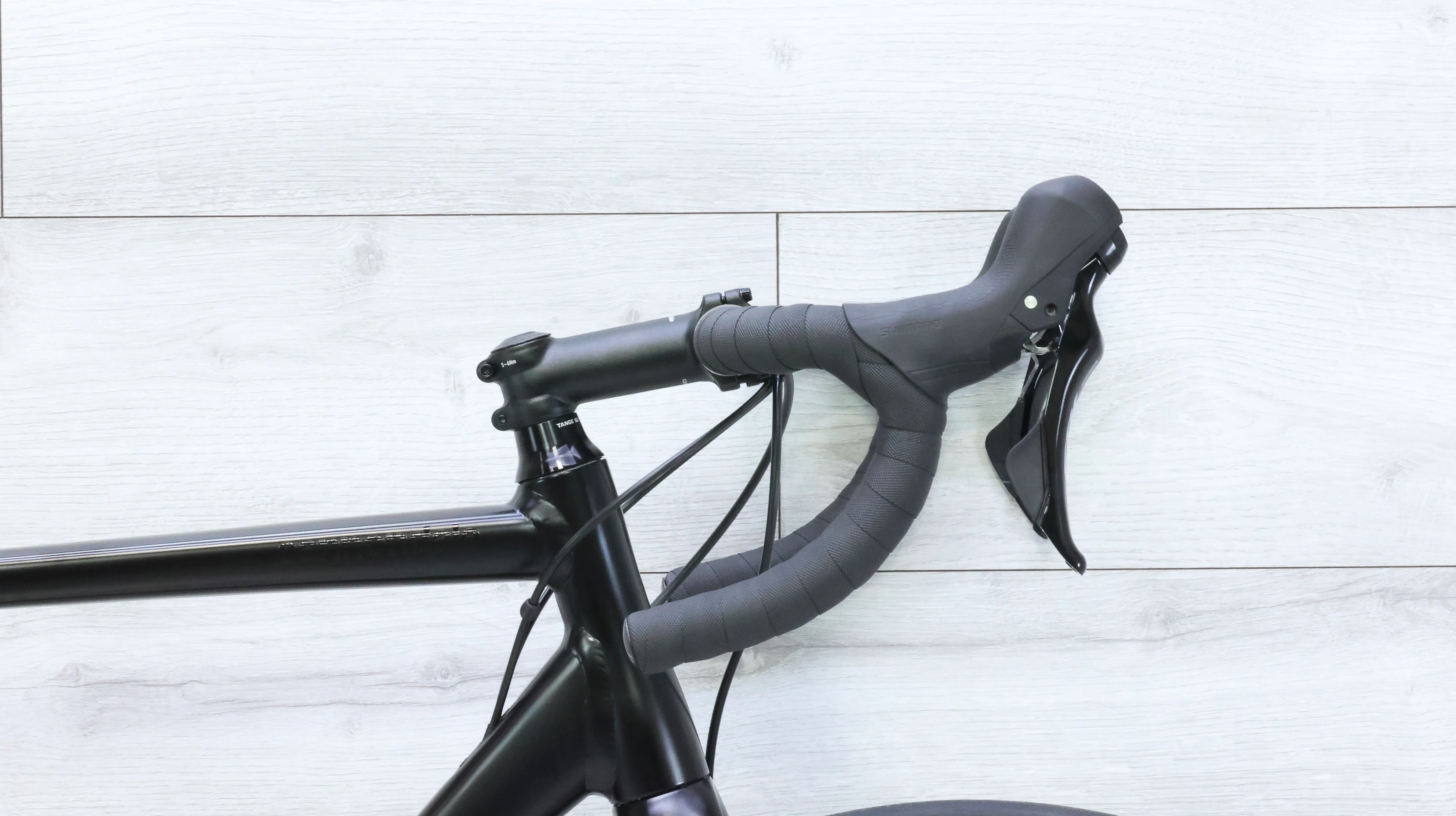 2024 Cannondale CAAD13 Disc 105 Road Bike - 56cm - Image 8