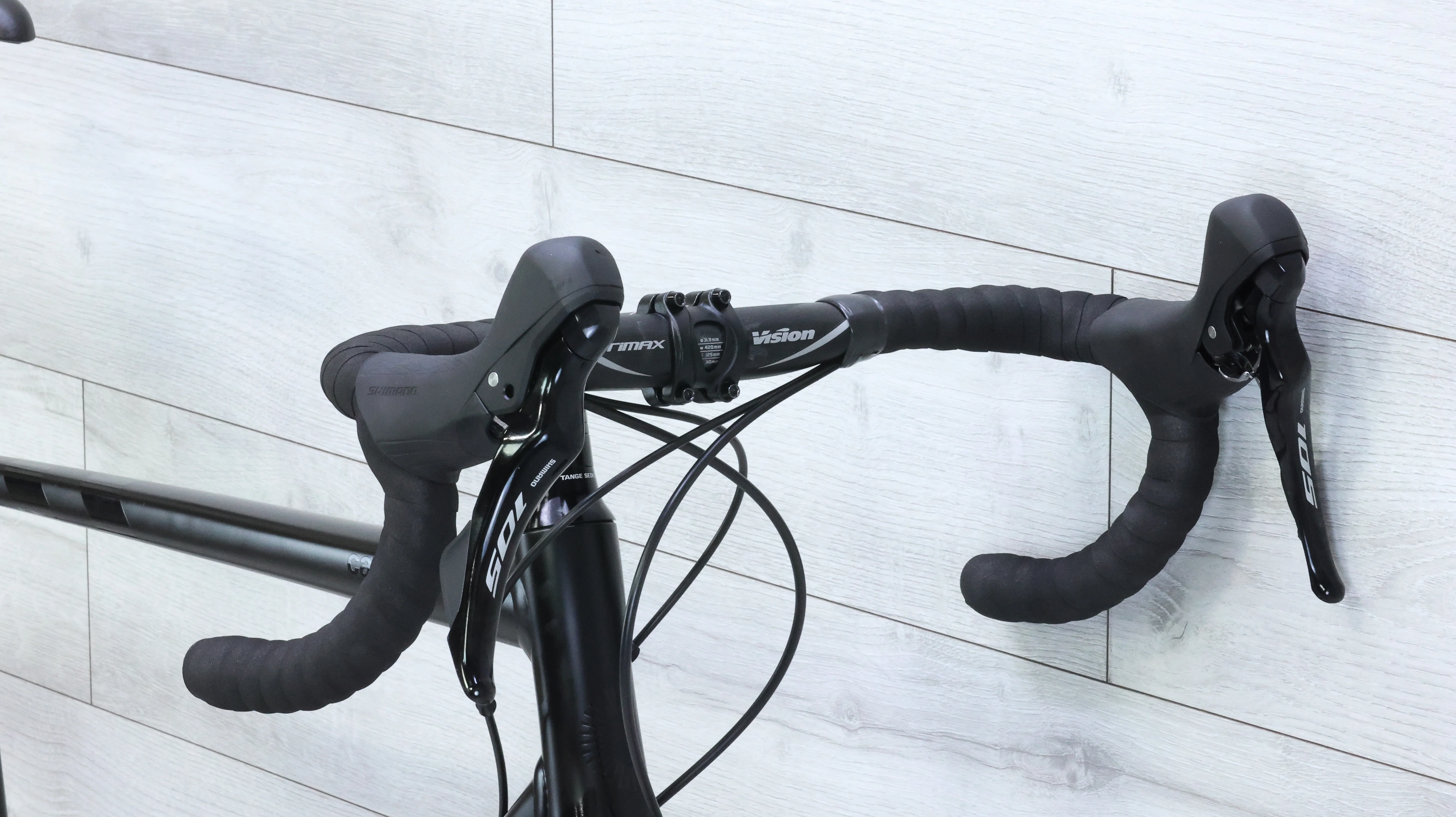 2024 Cannondale CAAD13 Disc 105 Road Bike - 58cm - Image 11