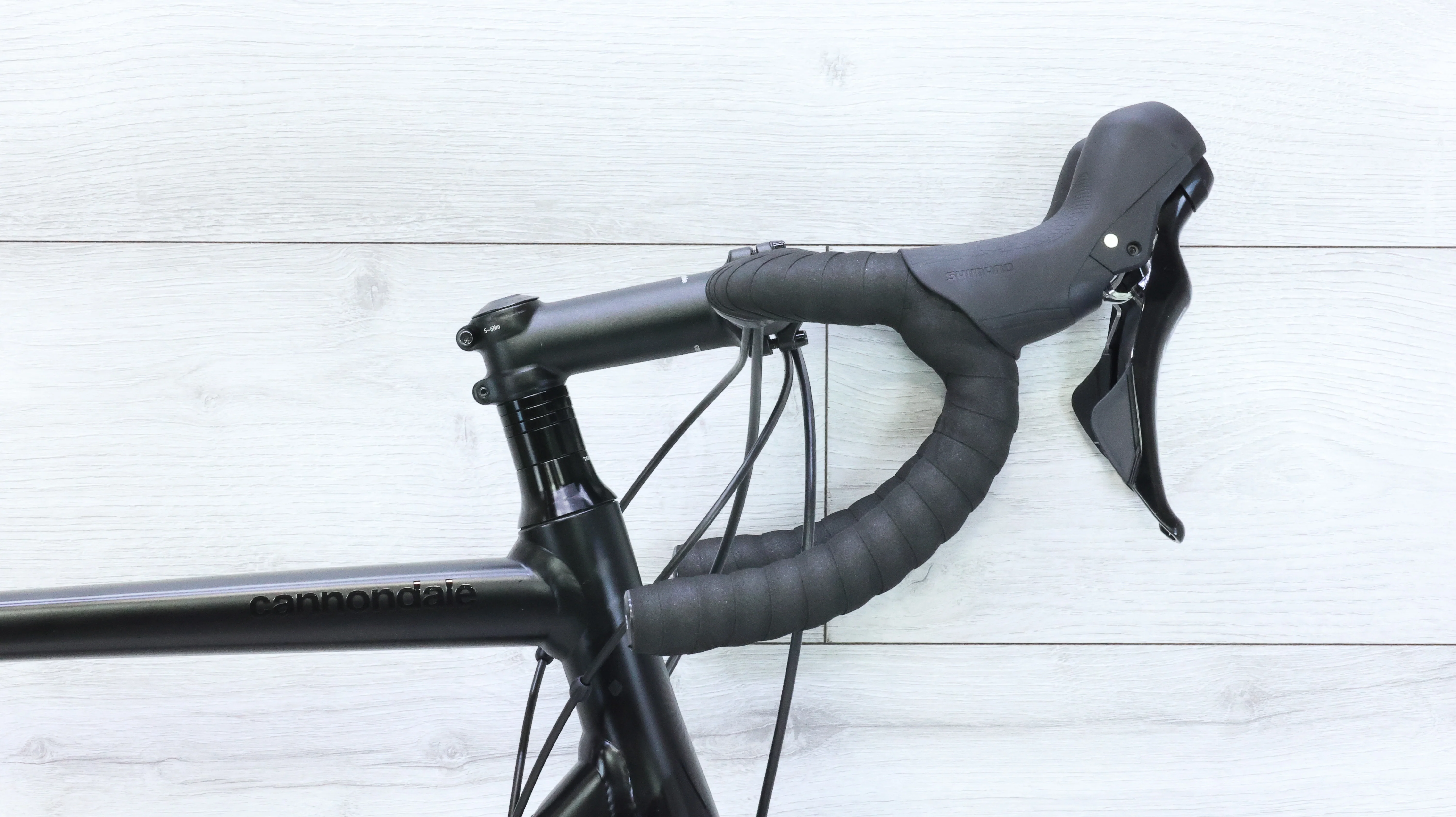 2024 Cannondale CAAD13 Disc 105 Road Bike - 58cm - Image 9