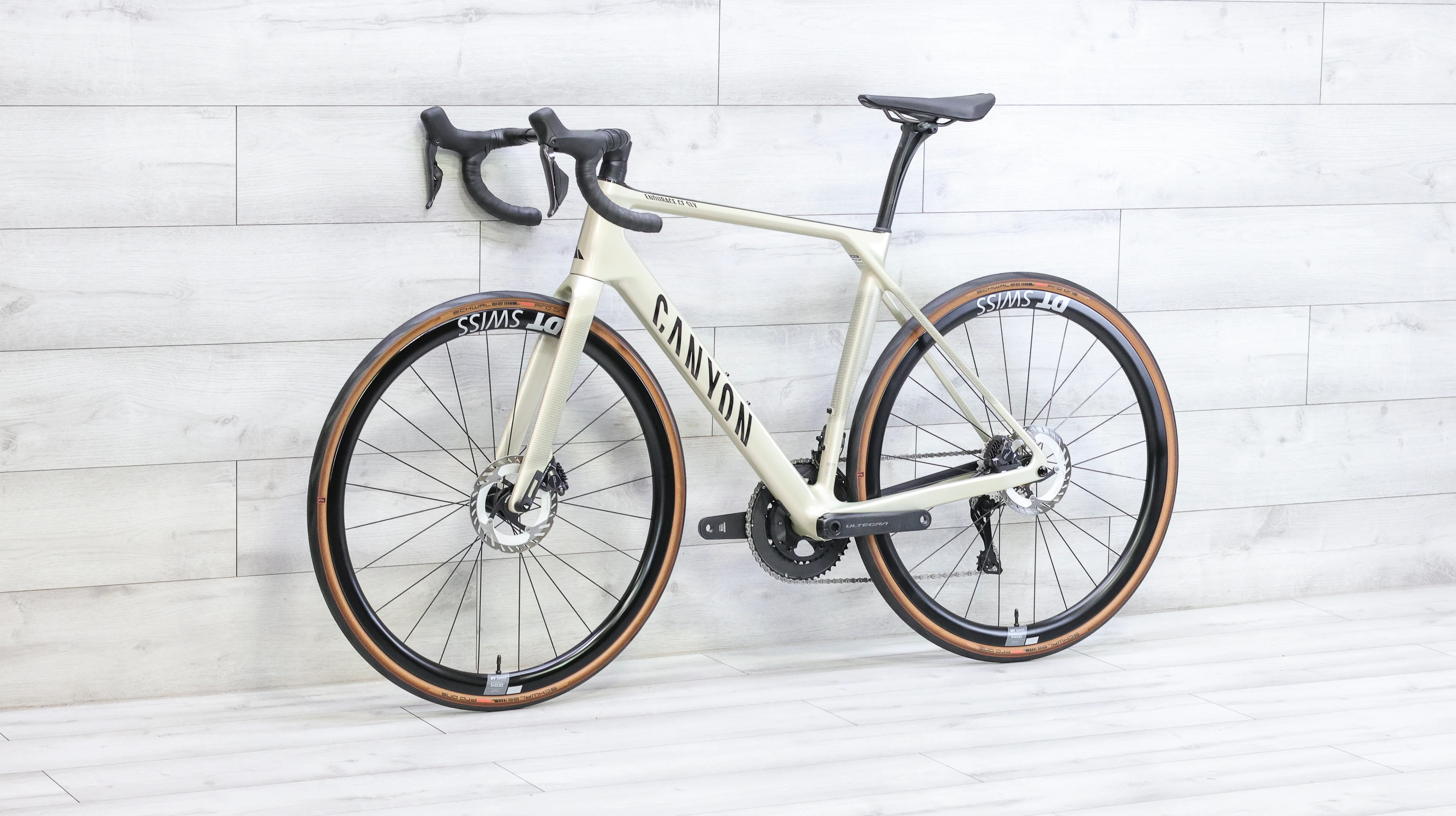 Canyon Endurace CF SLX 8 Di2 Road Bike - 2024, Medium - Image 4
