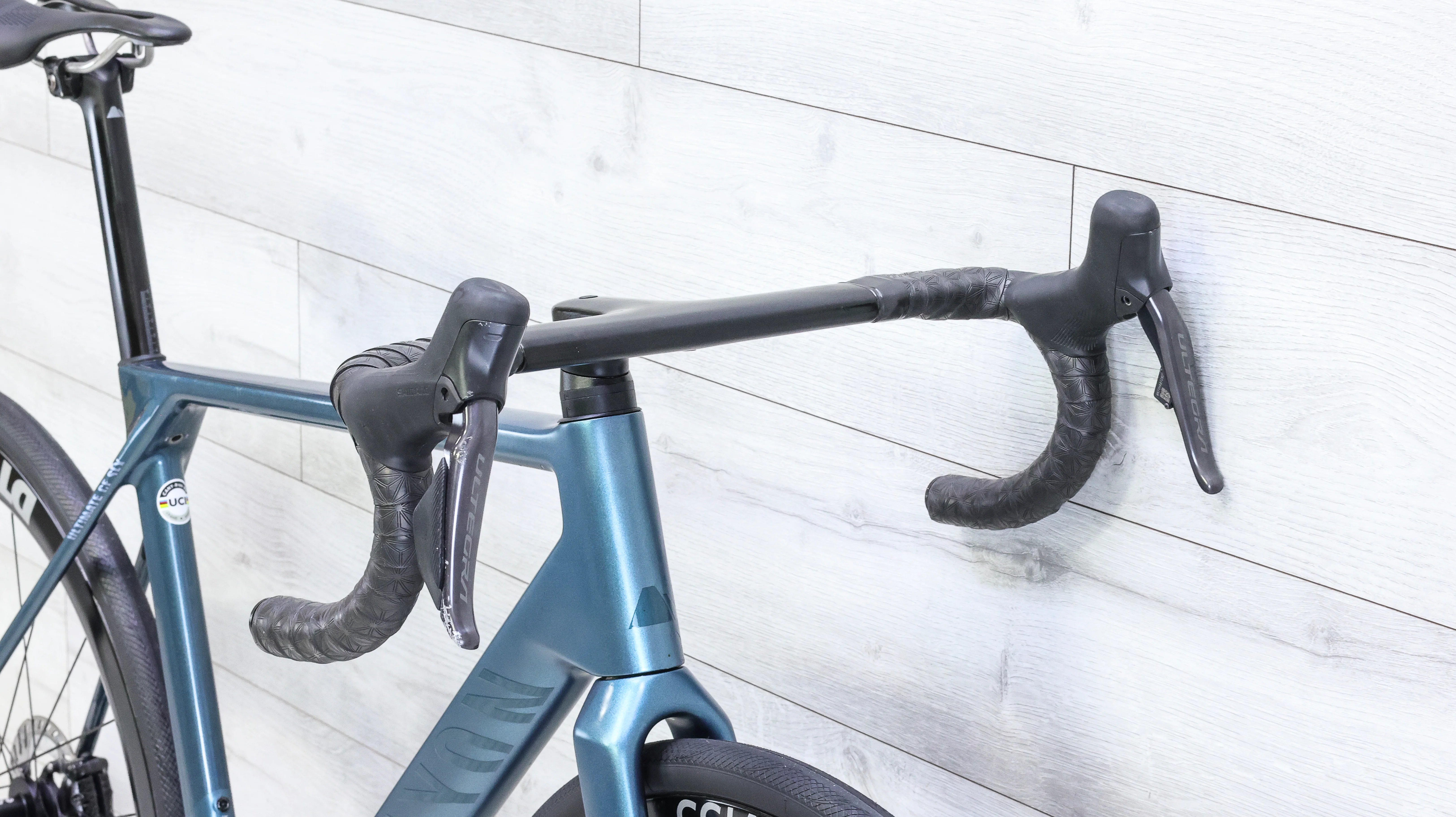 Canyon Ultimate CF SLX 8 Di2 Road Bike - 2024, Medium - Image 10