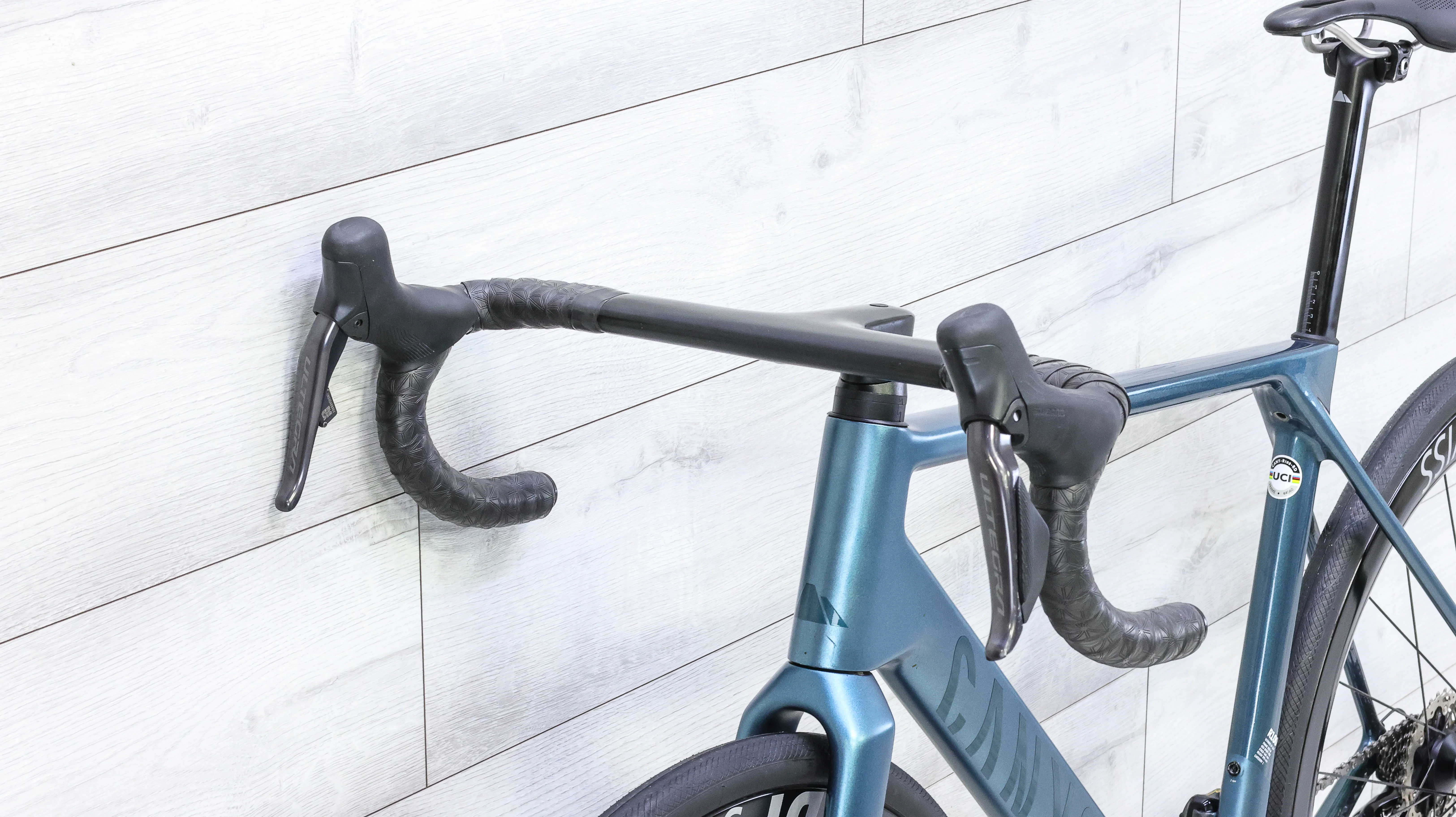 Canyon Ultimate CF SLX 8 Di2 Road Bike - 2024, Medium - Image 11