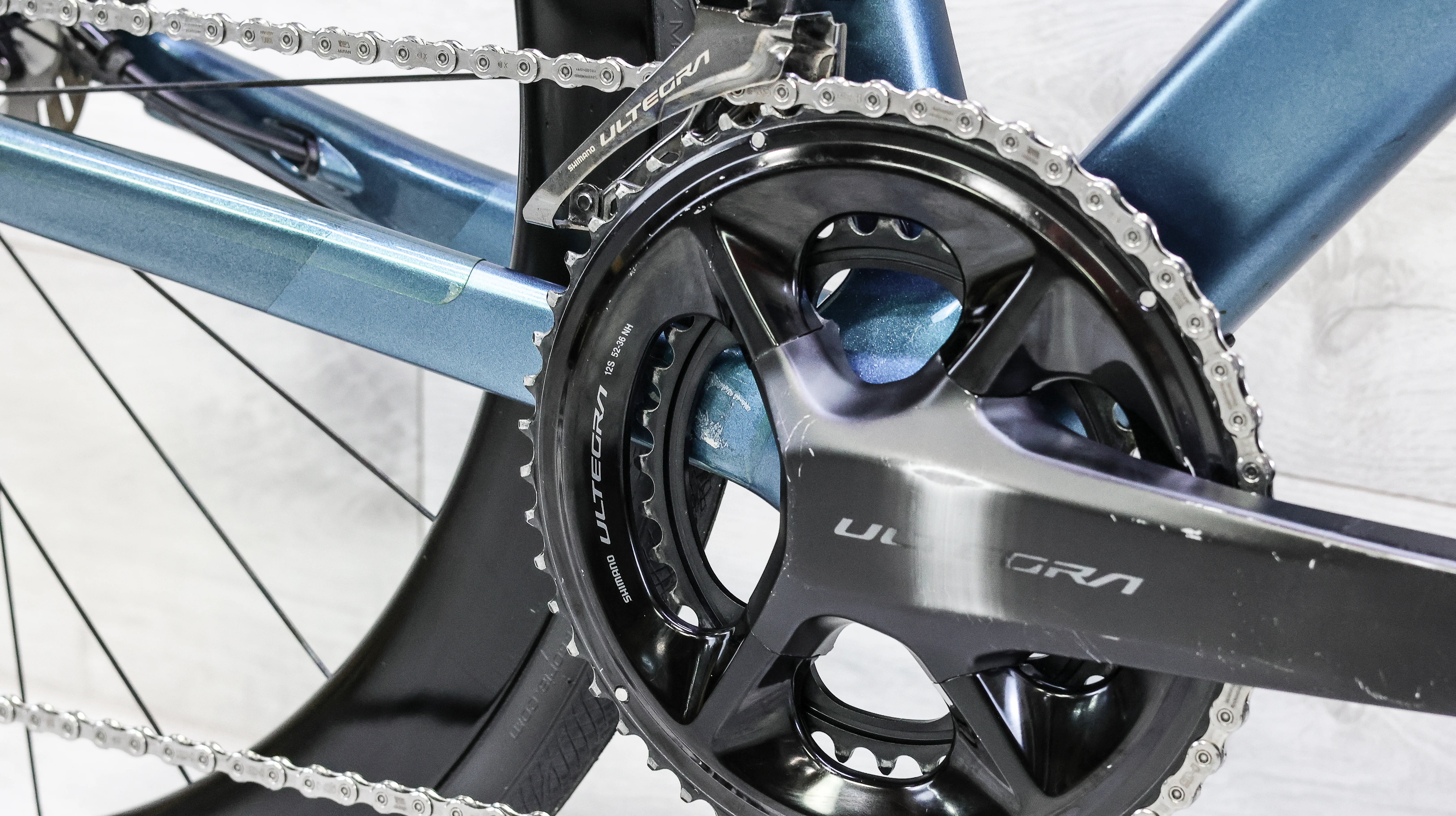Canyon Ultimate CF SLX 8 Di2 Road Bike - 2024, Medium - Image 19