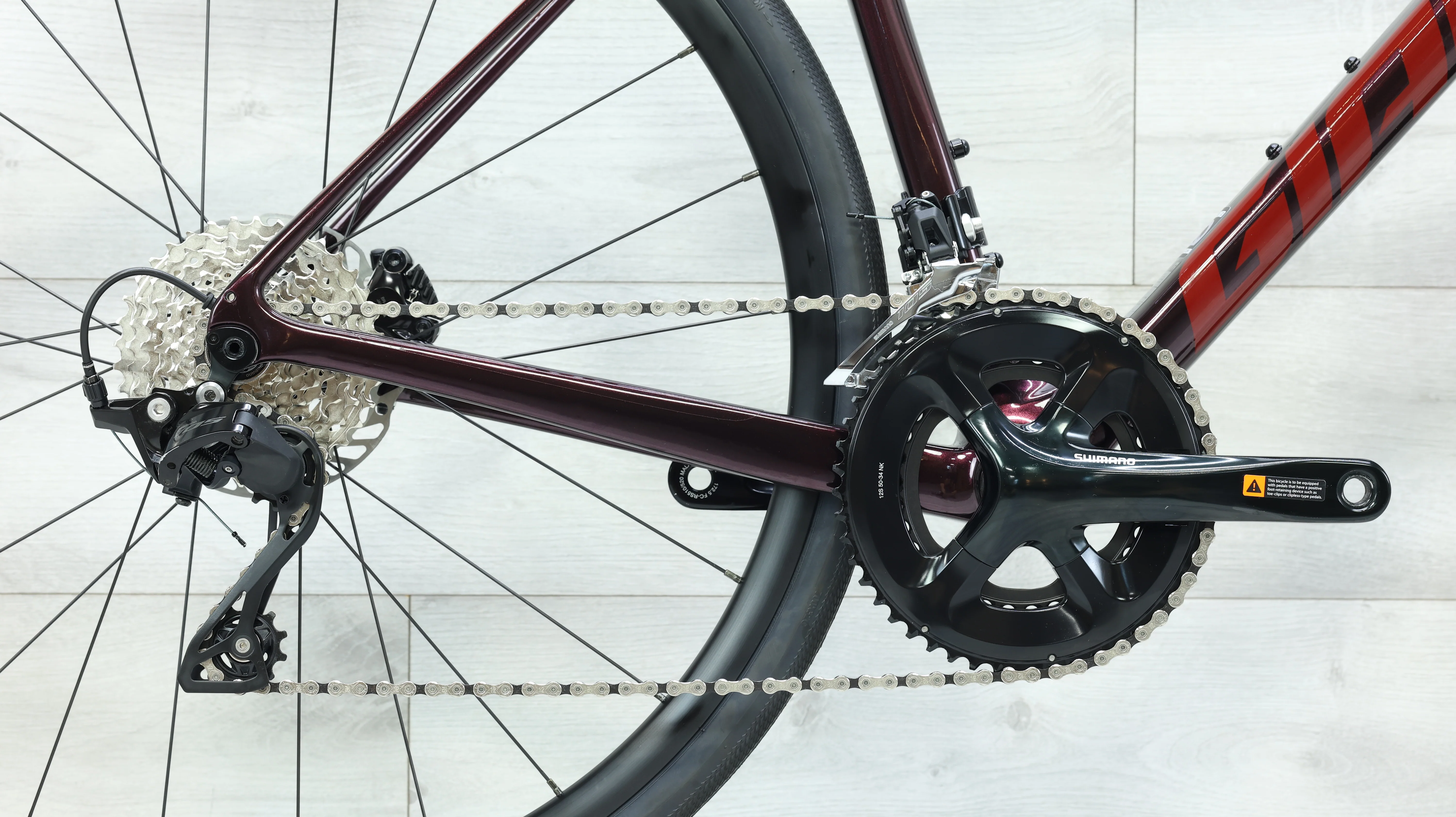 2024 Giant Defy Advanced 2 Road Bike - Med/Large - Image 5