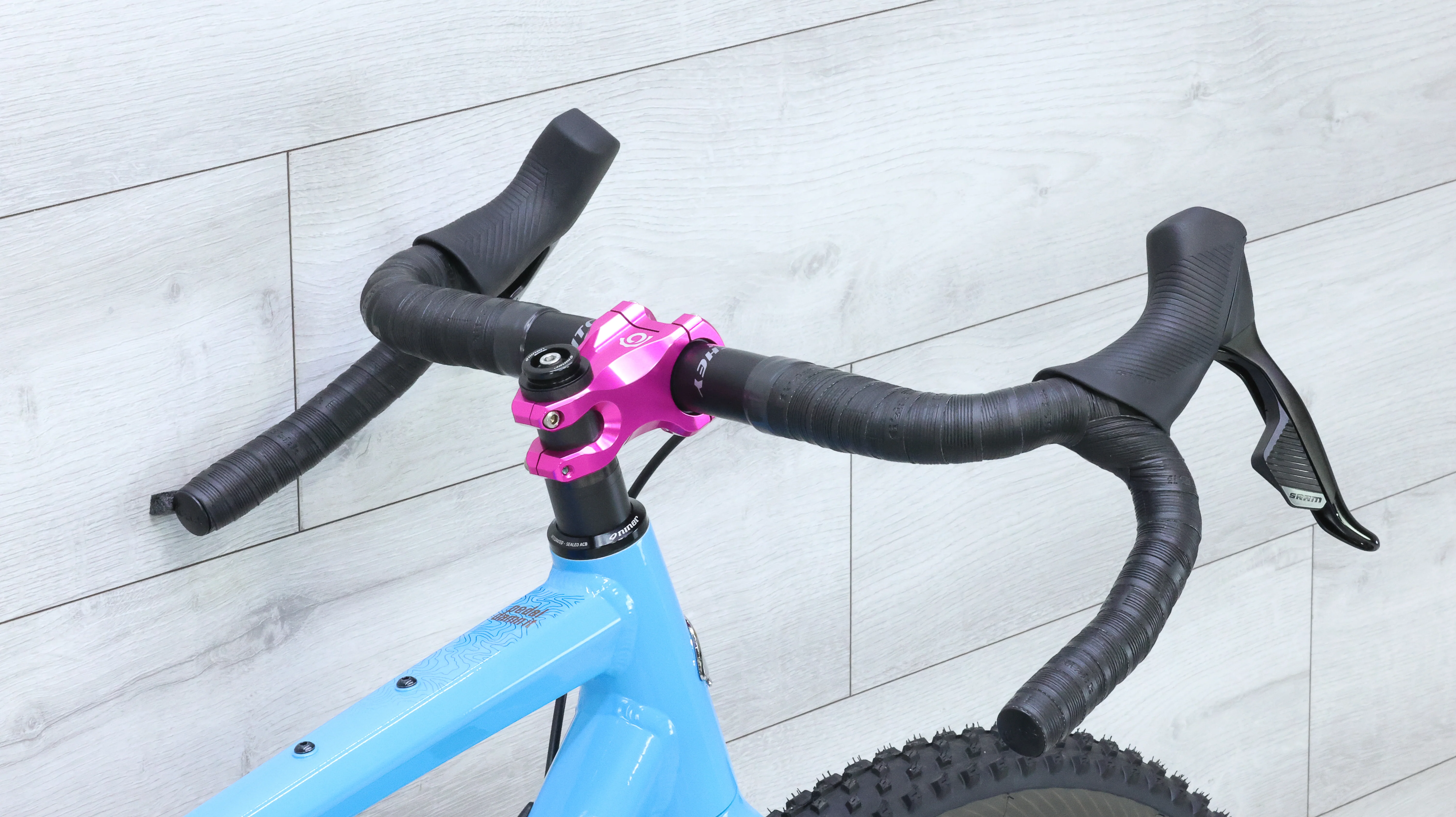 2024 Niner RLT 9 AXS Gravel Bike - 53cm - Image 8