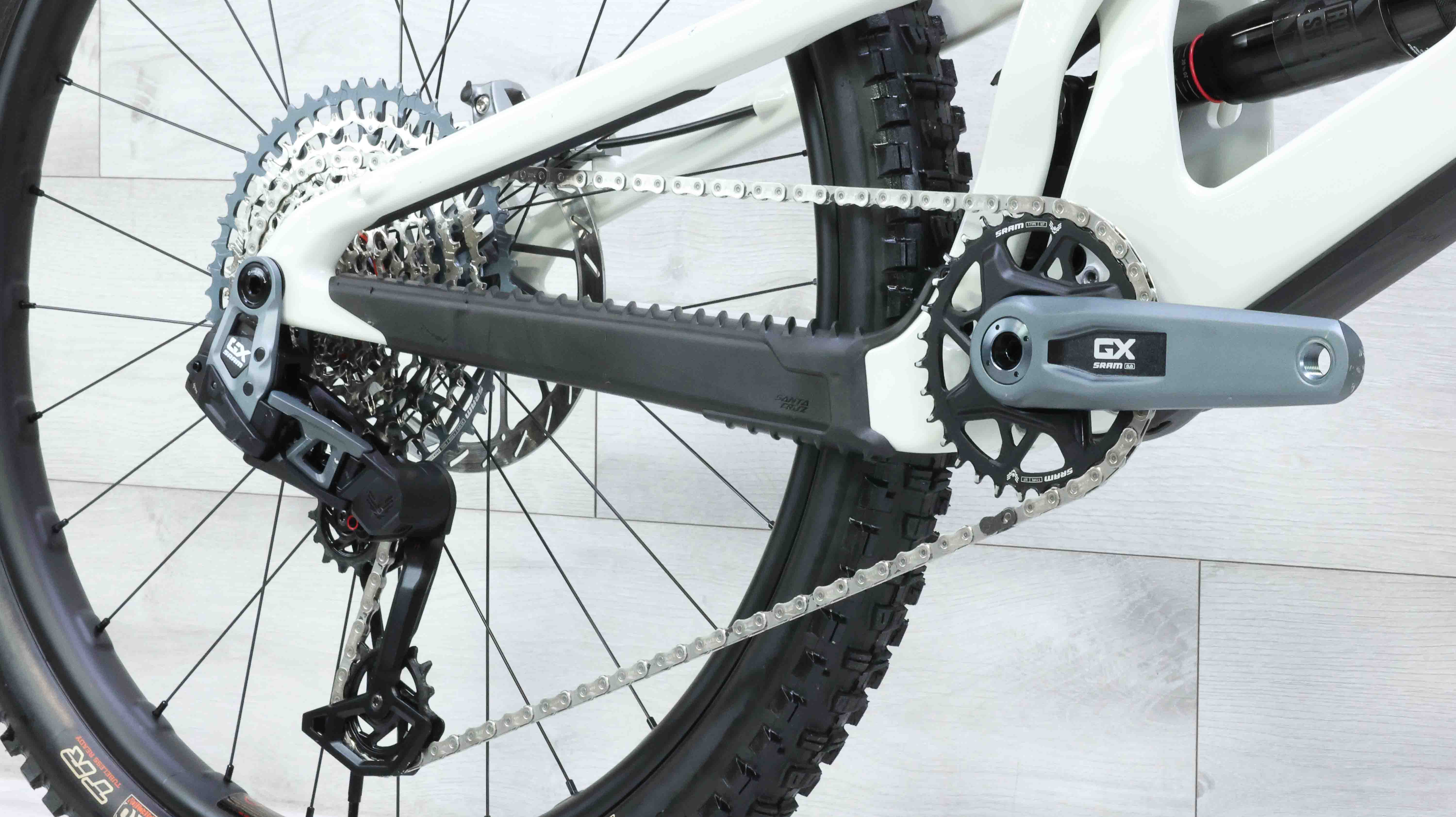 Santa Cruz Bronson C GX AXS Reserve Mountain Bike - 2024, Large - Image 6
