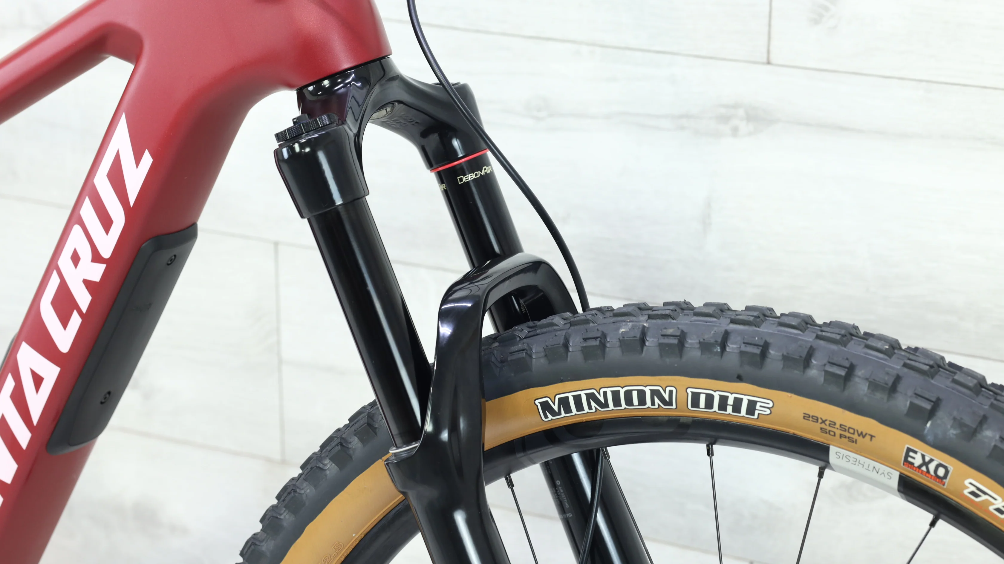 2024 Santa Cruz Hightower XT Carbon C Mountain Bike - Medium - Image 7
