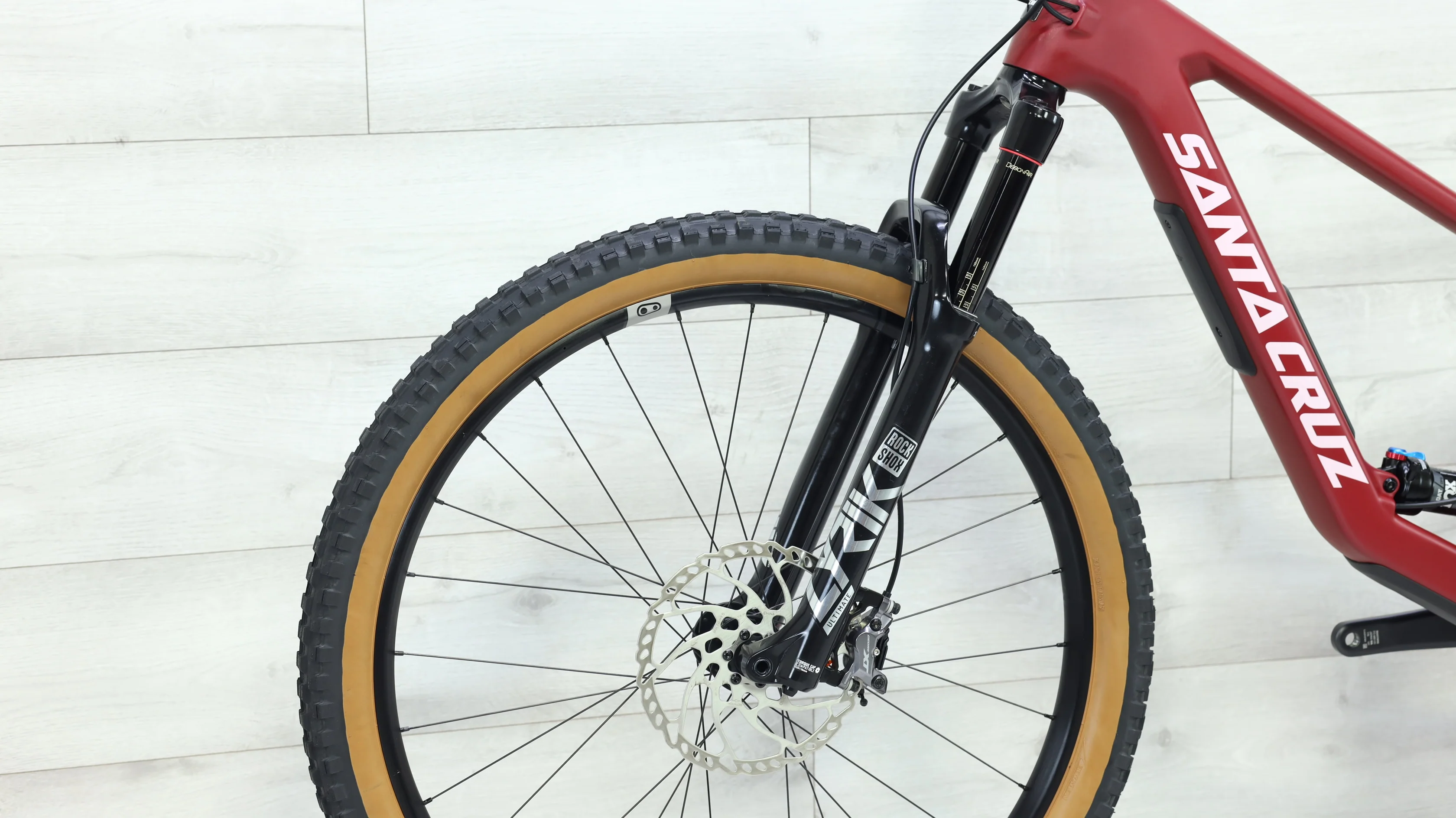 2024 Santa Cruz Hightower XT Carbon C Mountain Bike - Medium - Image 8