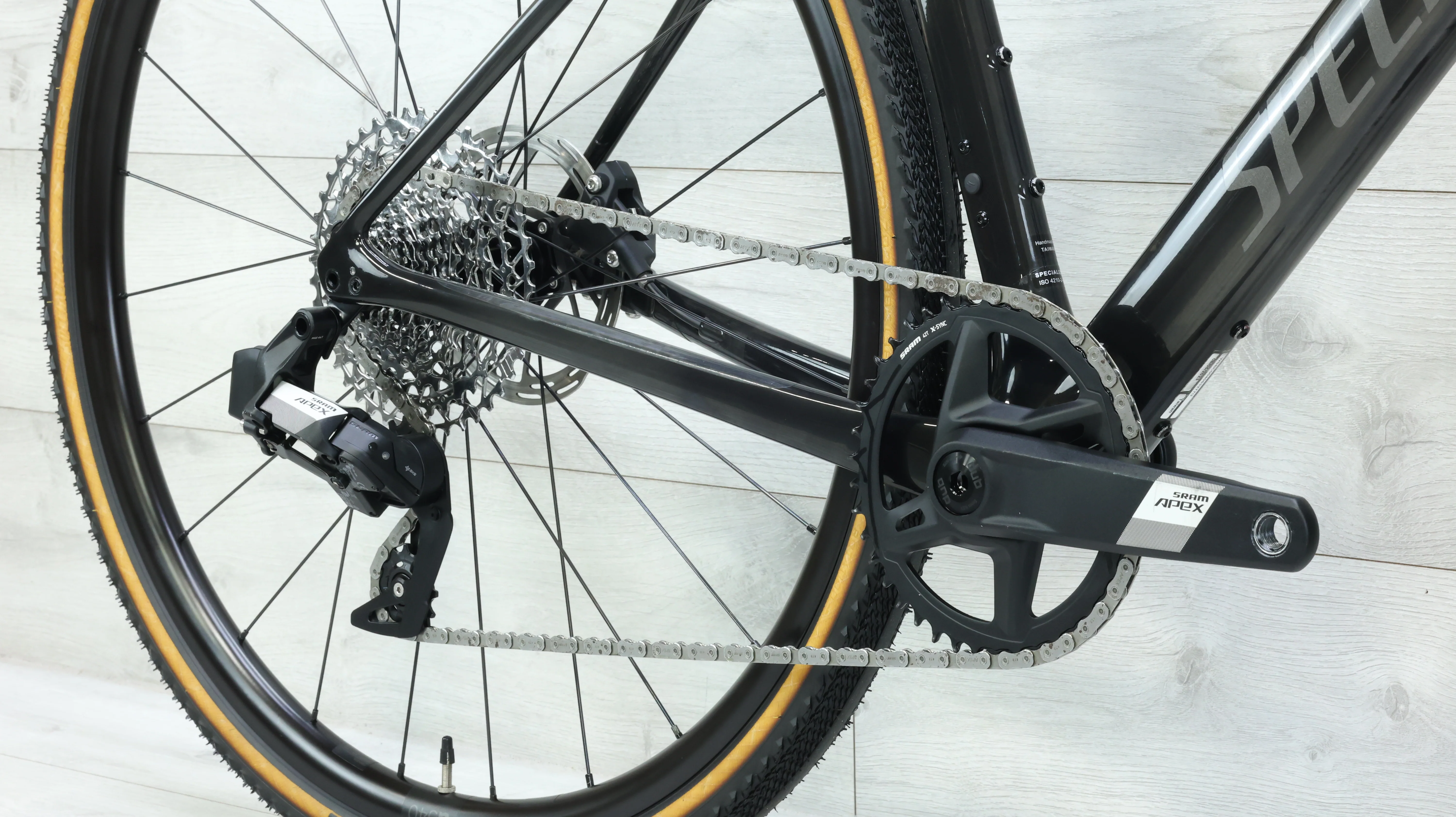 Specialized Roubaix SL8 Sport Apex Road Bike 2024, - 56cm - Image 6