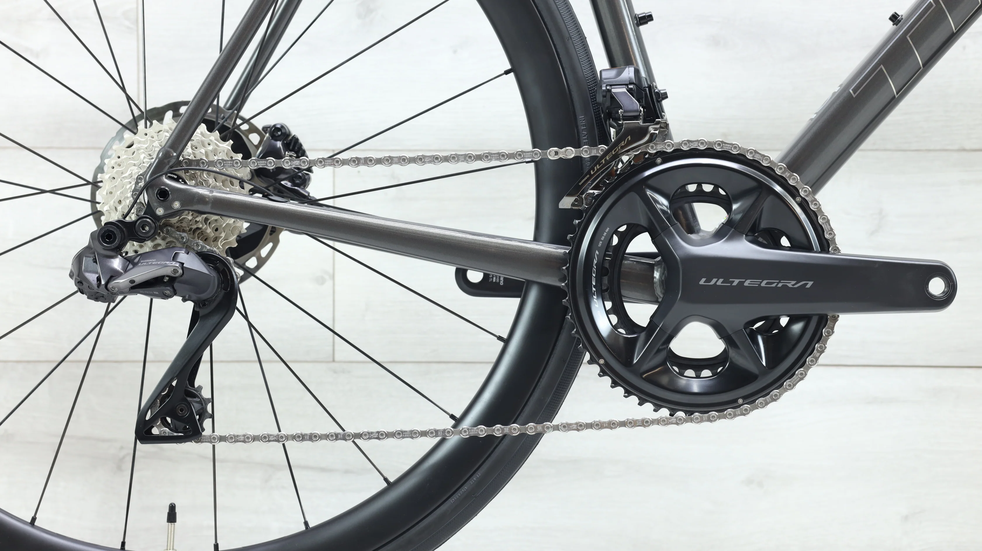 Trek Emonda ALR Disc Di2 Road Bike - 2024, 60cm - Image 4