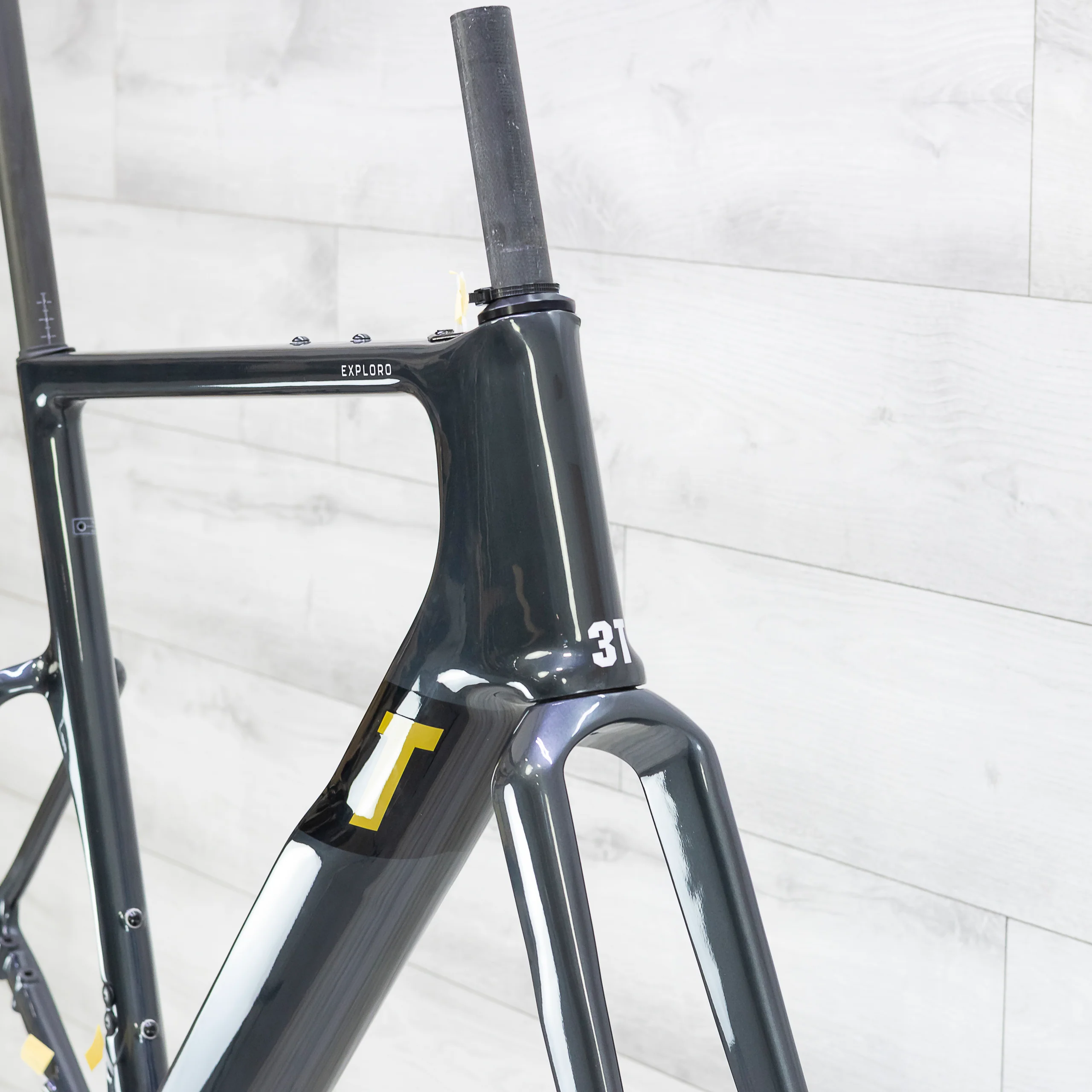 3T Exploro Ultra Graphite Gravel Bike Frameset - 56cm - Image 5