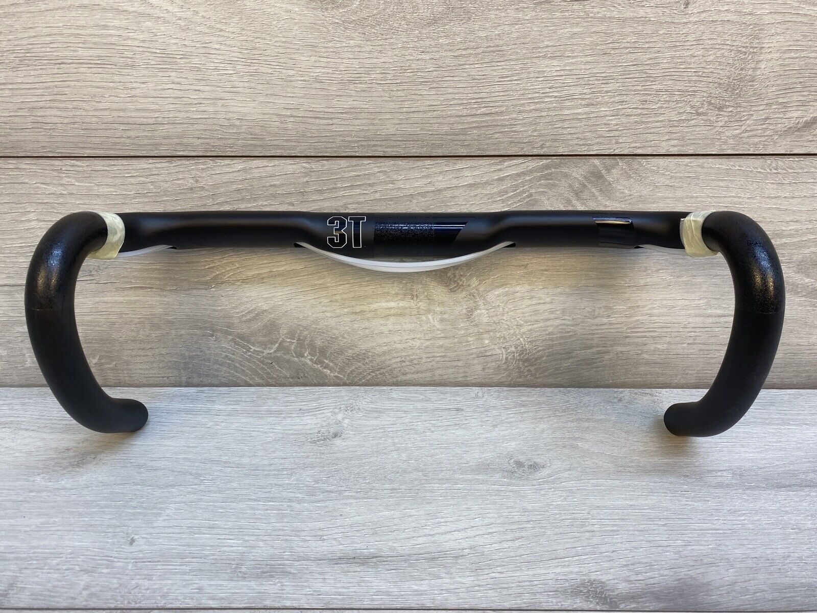 3T Ergonova Team Stealth Carbon Fiber Handlebar 40cm 31.8mm - Image 4