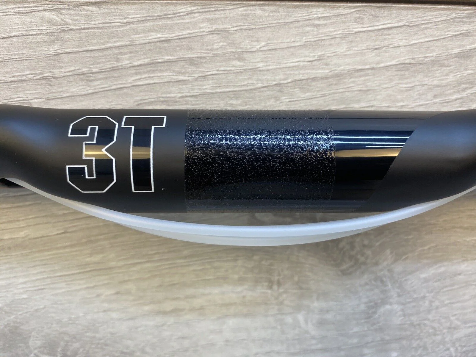 3T Ergonova Team Stealth Carbon Fiber Handlebar 40cm 31.8mm - Image 6