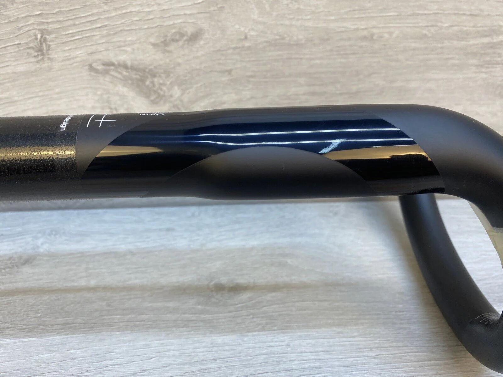 3T Ergonova Team Stealth Carbon Fiber Handlebar 40cm 31.8mm - Image 8