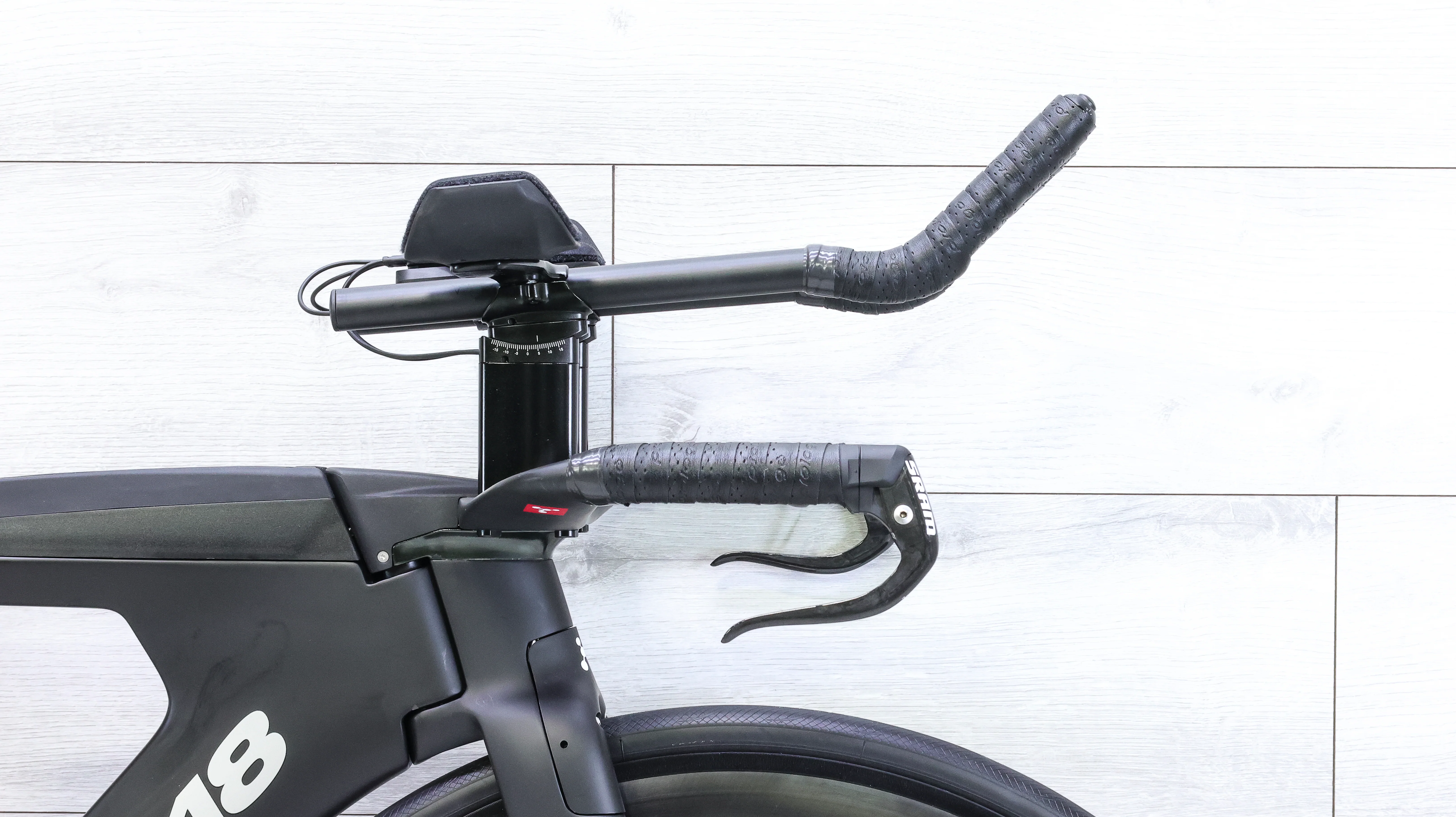 Argon 18 E-119 Tri+ Triathlon Bike - 2019, Small - Image 9