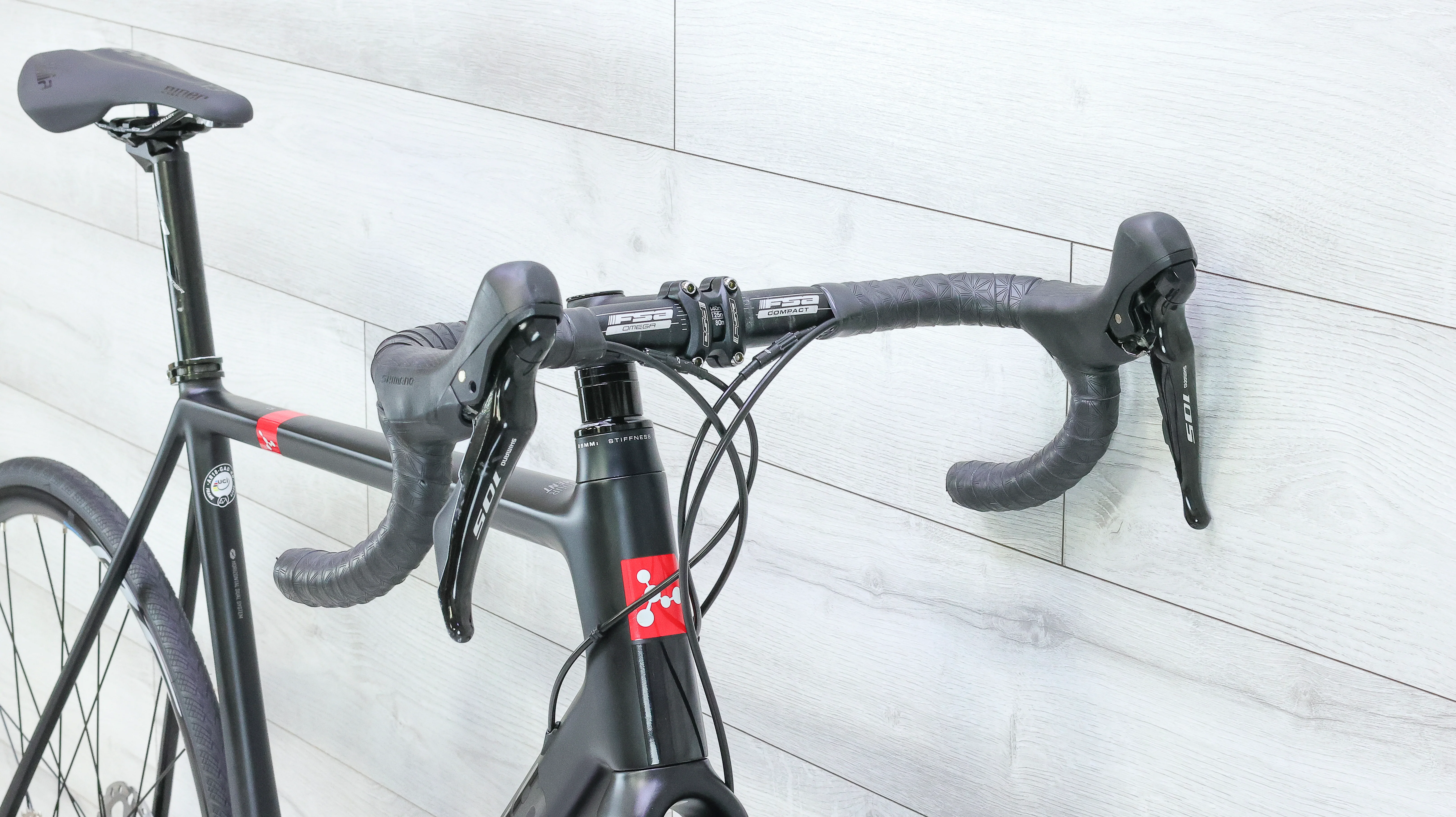 Argon 18 Gallium CS Disc Shimano 105 Road Bike - 2022, 59cm - Image 10