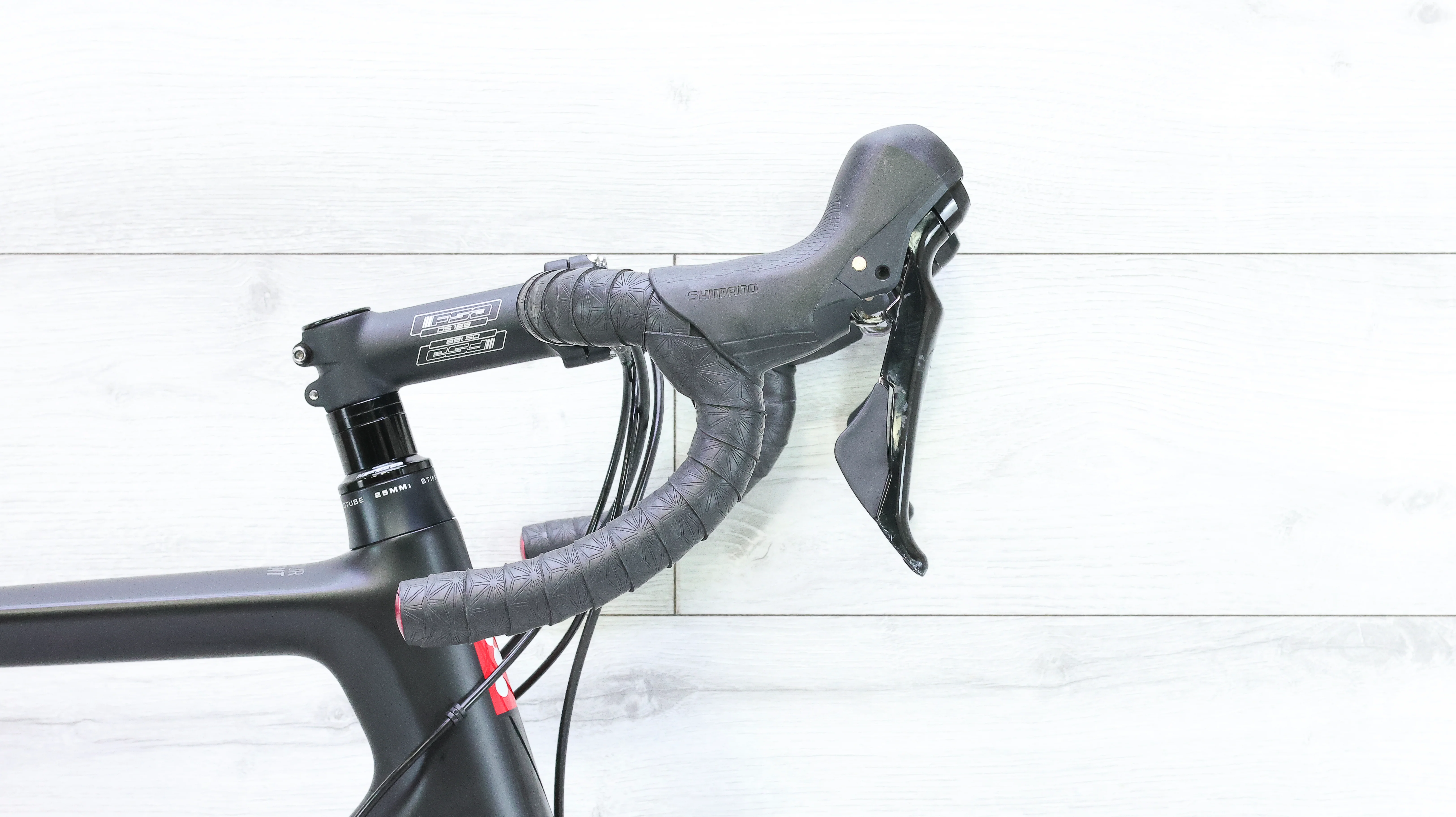 Argon 18 Gallium CS Disc Shimano 105 Road Bike - 2022, 59cm - Image 9