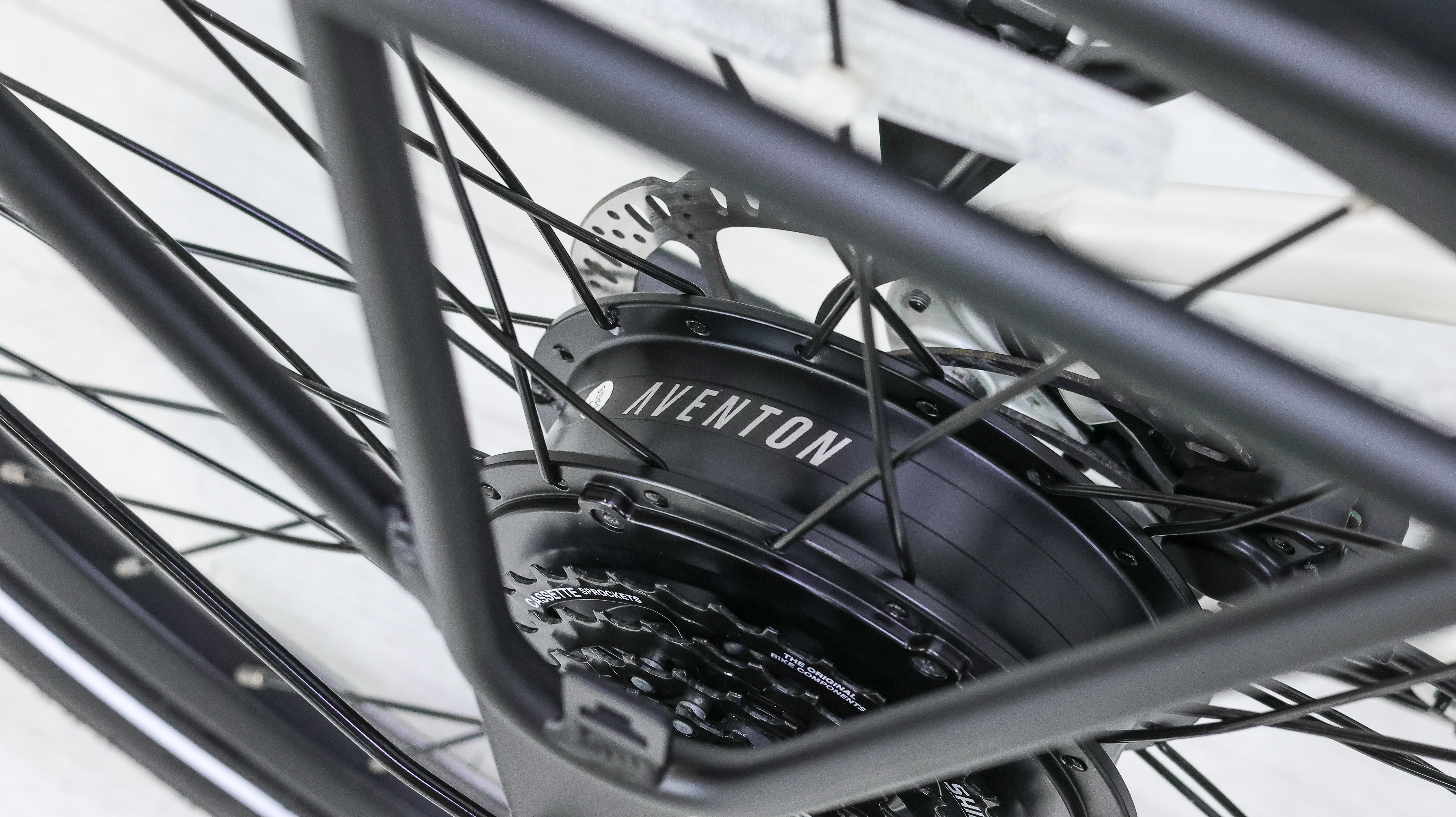 Aventon Level 2 Step-Through E-Bike - 2023, Med/Large - Image 14