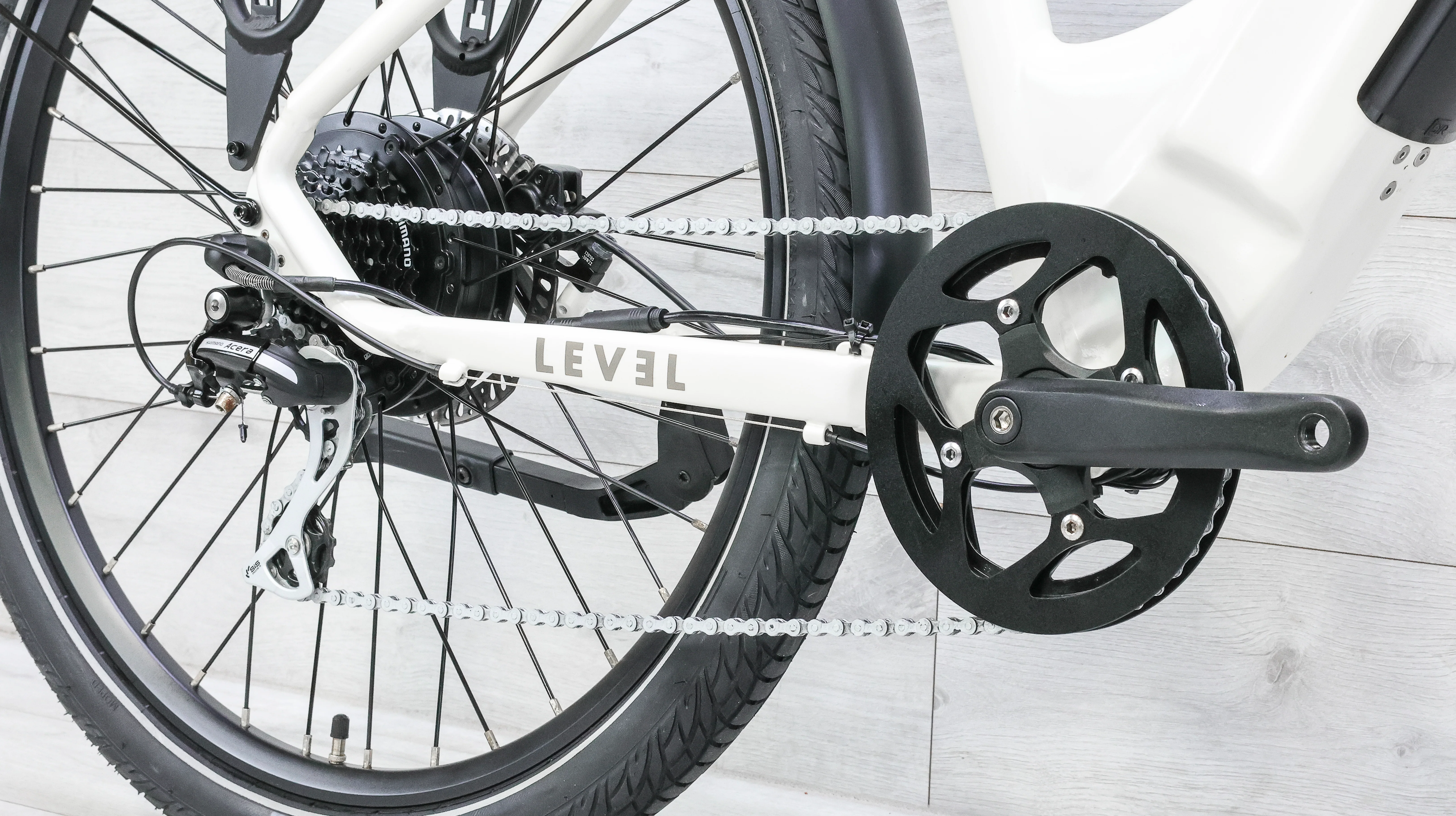 Aventon Level 2 Step-Through E-Bike - 2023, Med/Large - Image 6