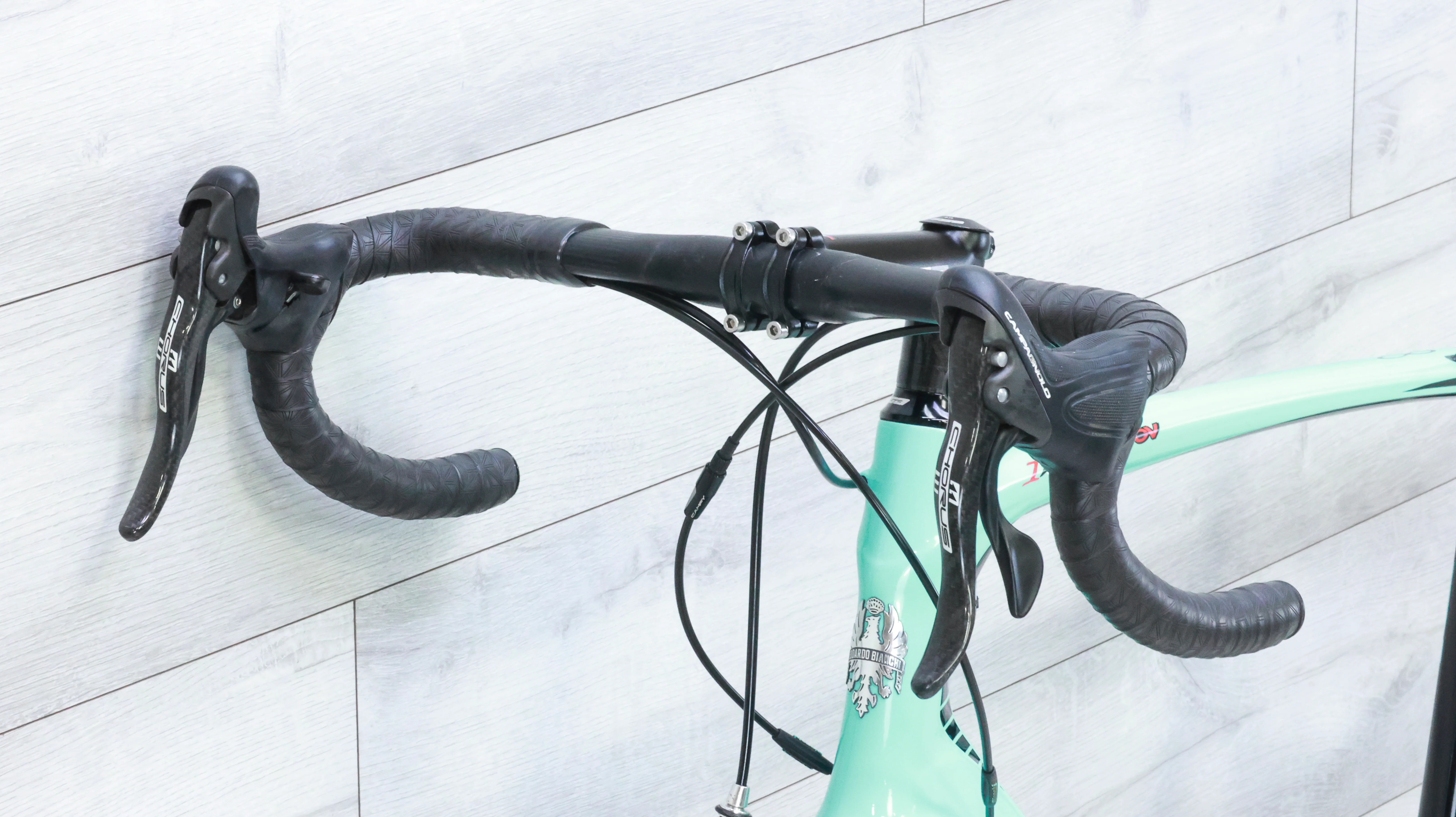 Bianchi Infinito CV Campagnolo Chorus Road Bike - 2019, 61cm - Image 11