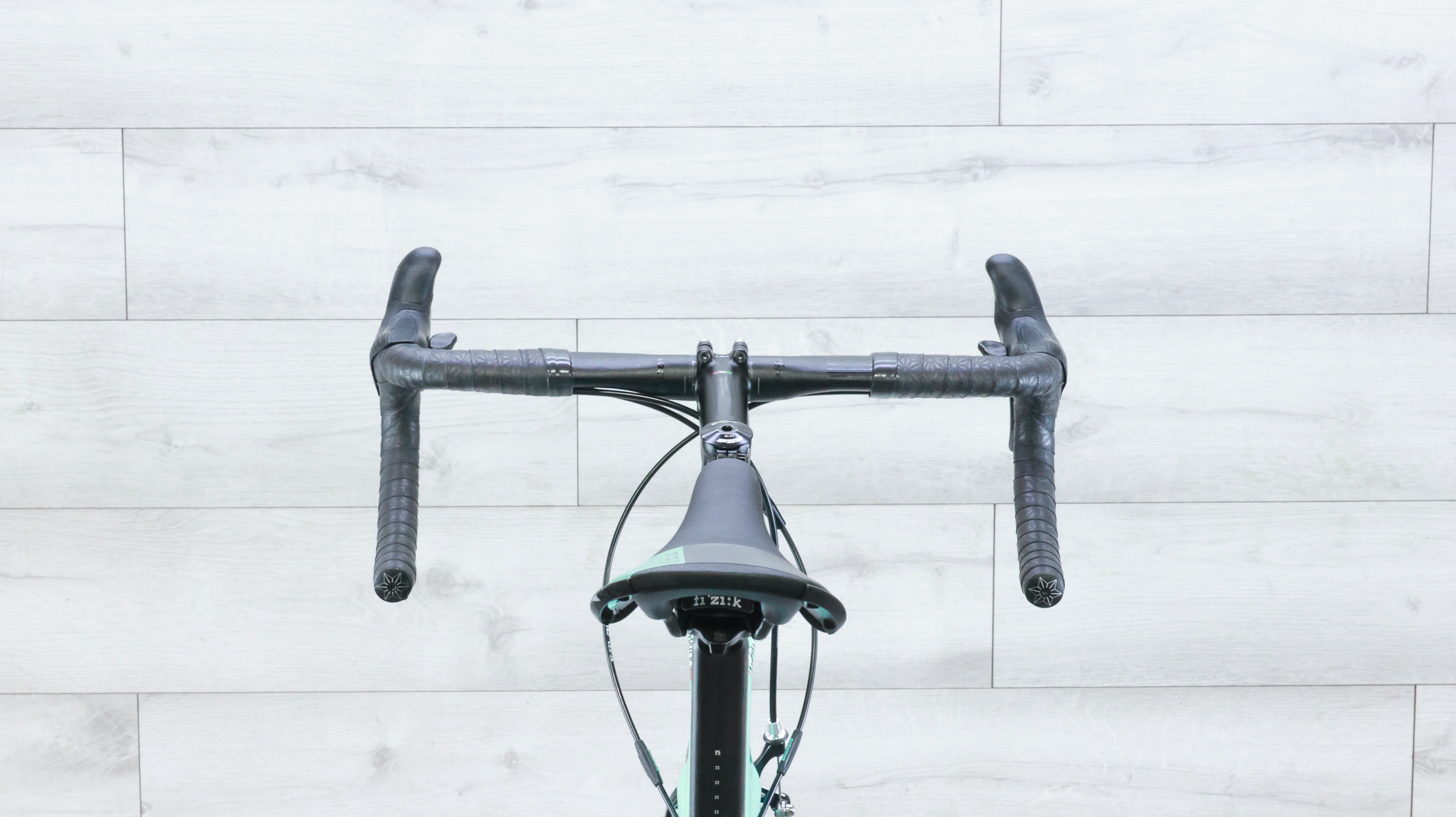 Bianchi Infinito CV Campagnolo Chorus Road Bike - 2019, 61cm - Image 13