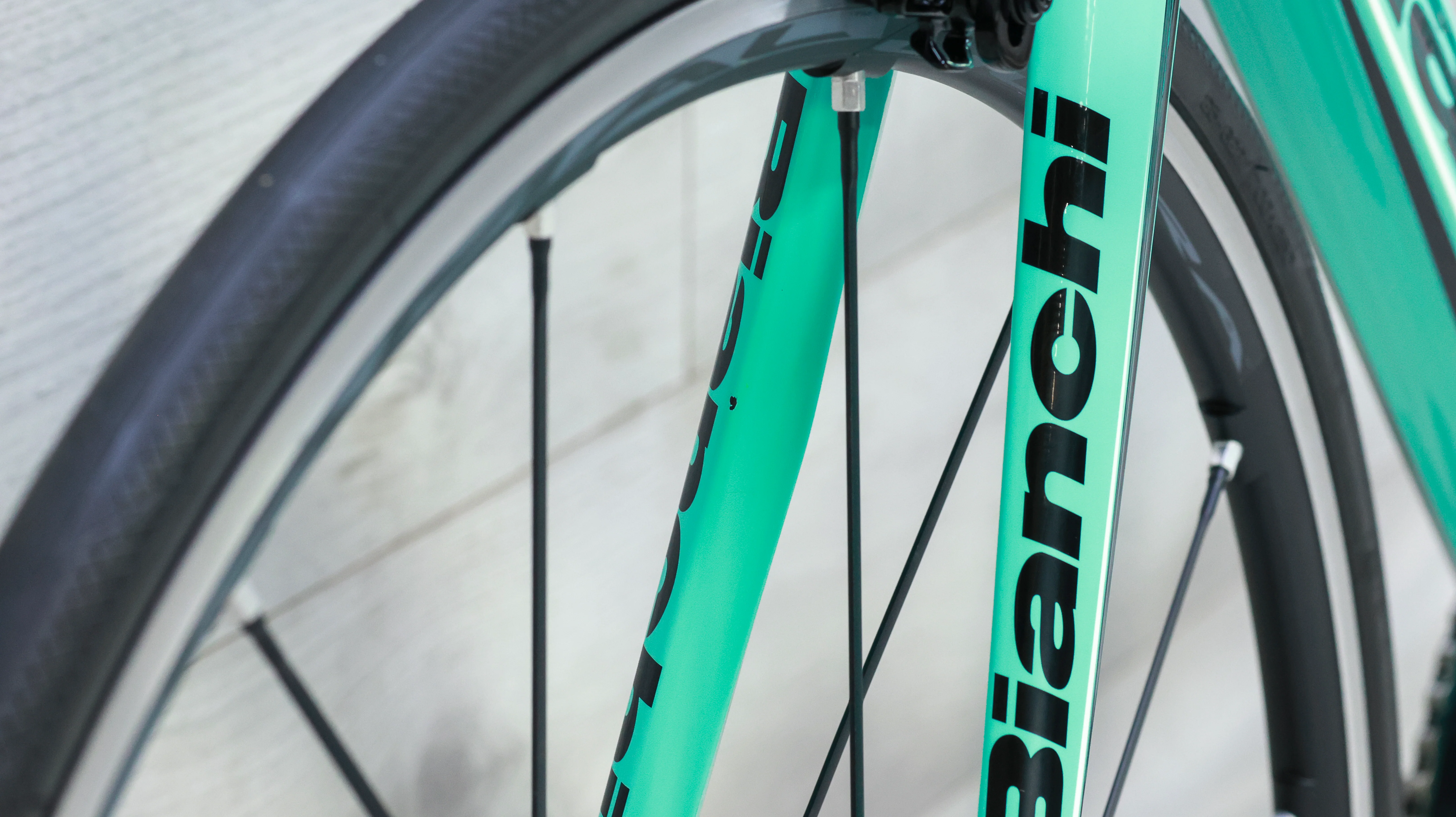 Bianchi Infinito CV Campagnolo Record Road Bike - 2017, 59cm - Image 16
