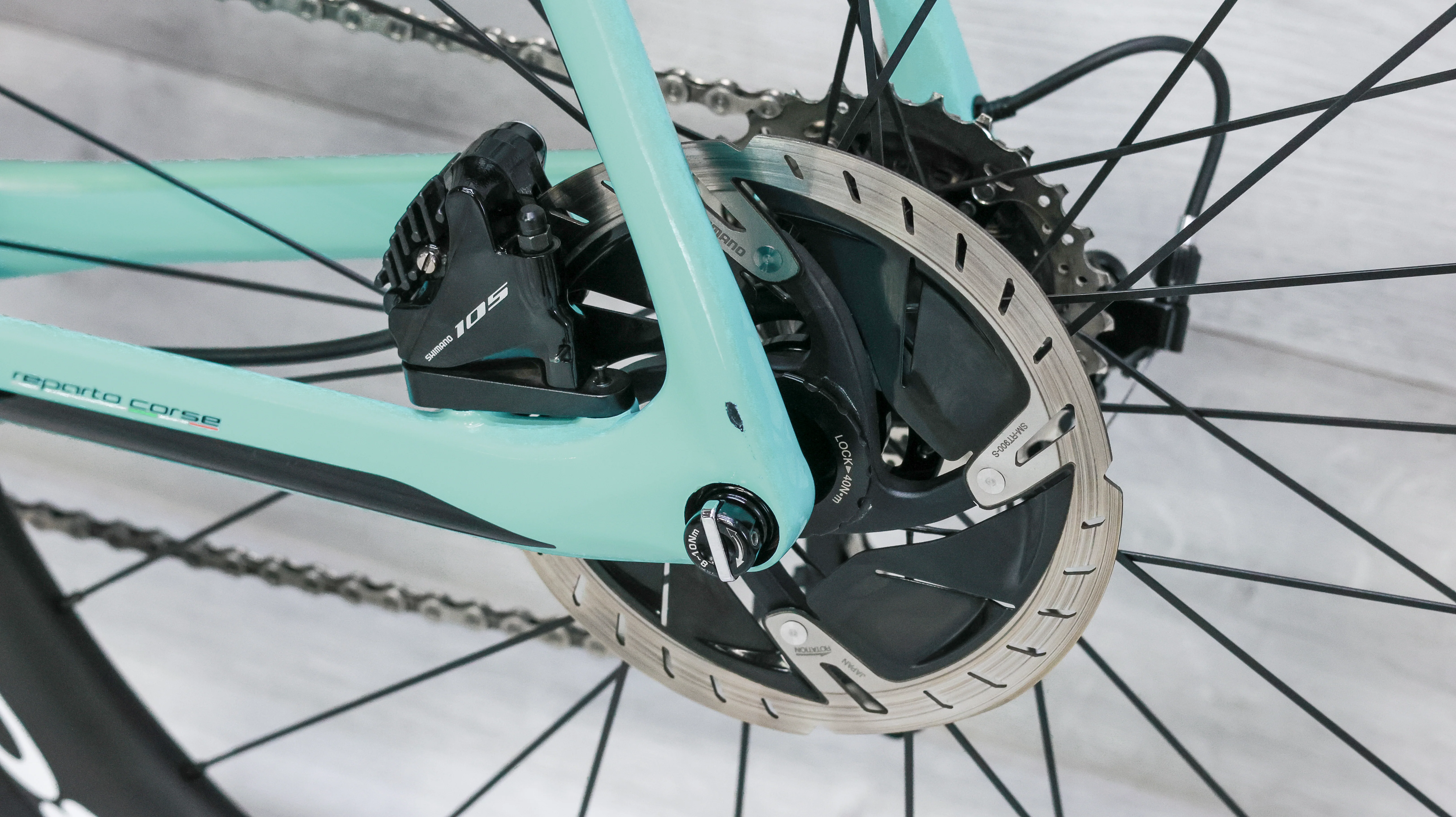Bianchi Infinito CV Disc Road Bike - 2019, 61cm - Image 17