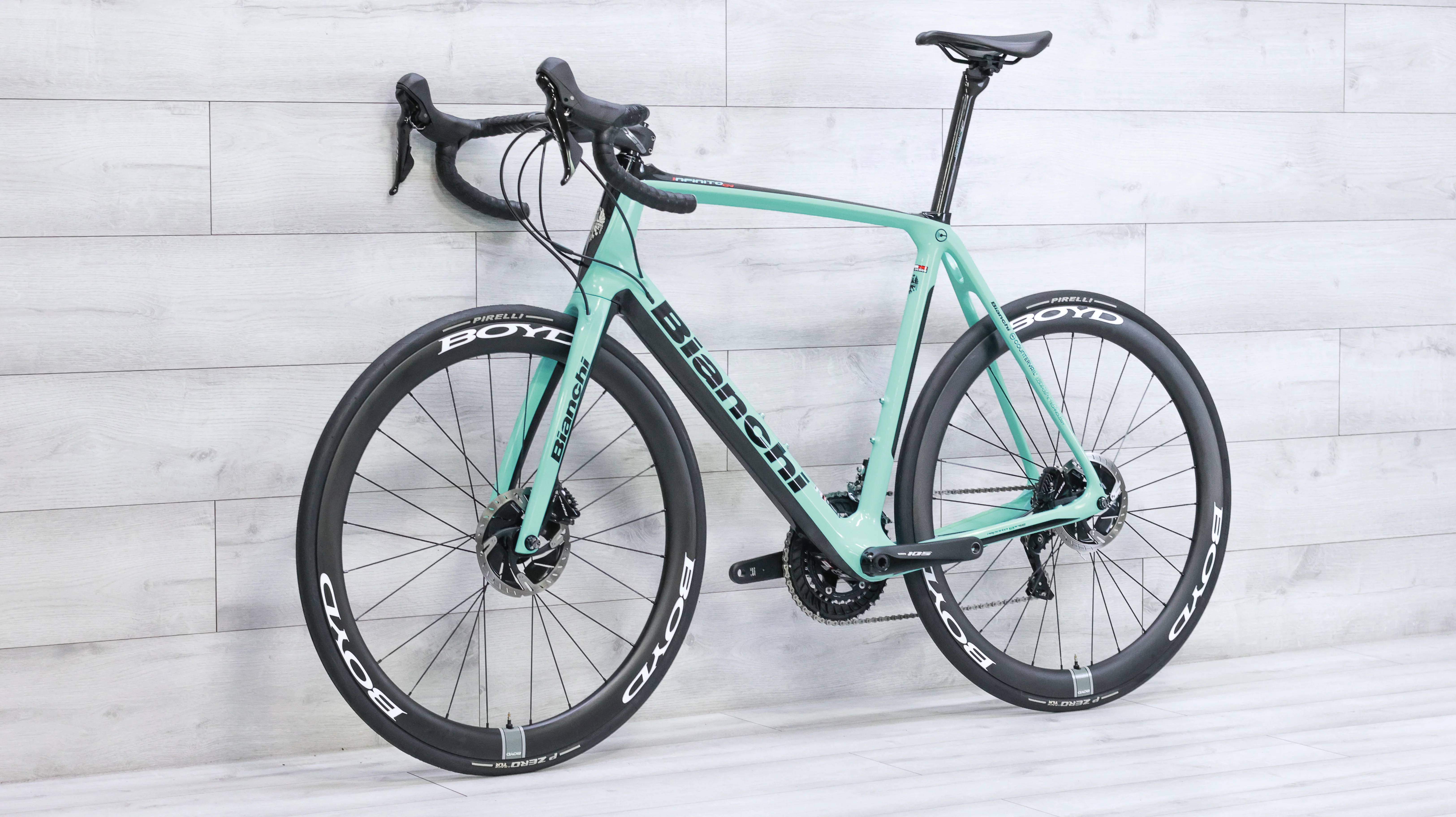 Bianchi Infinito CV Disc Road Bike - 2019, 61cm - Image 4