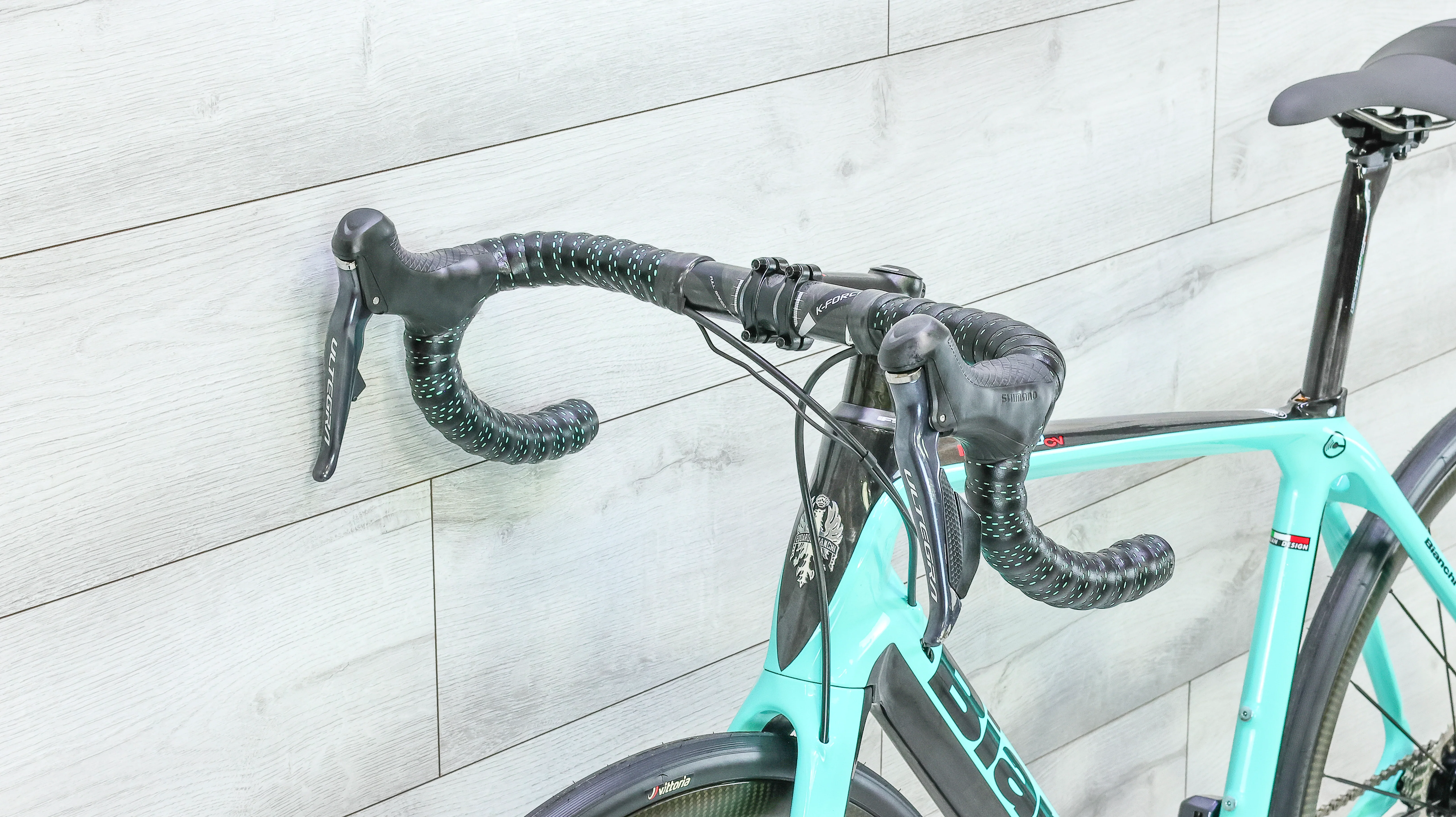 Bianchi Infinito CV Disc Ultegra Di2 Road Bike - 2019, 53cm - Image 11