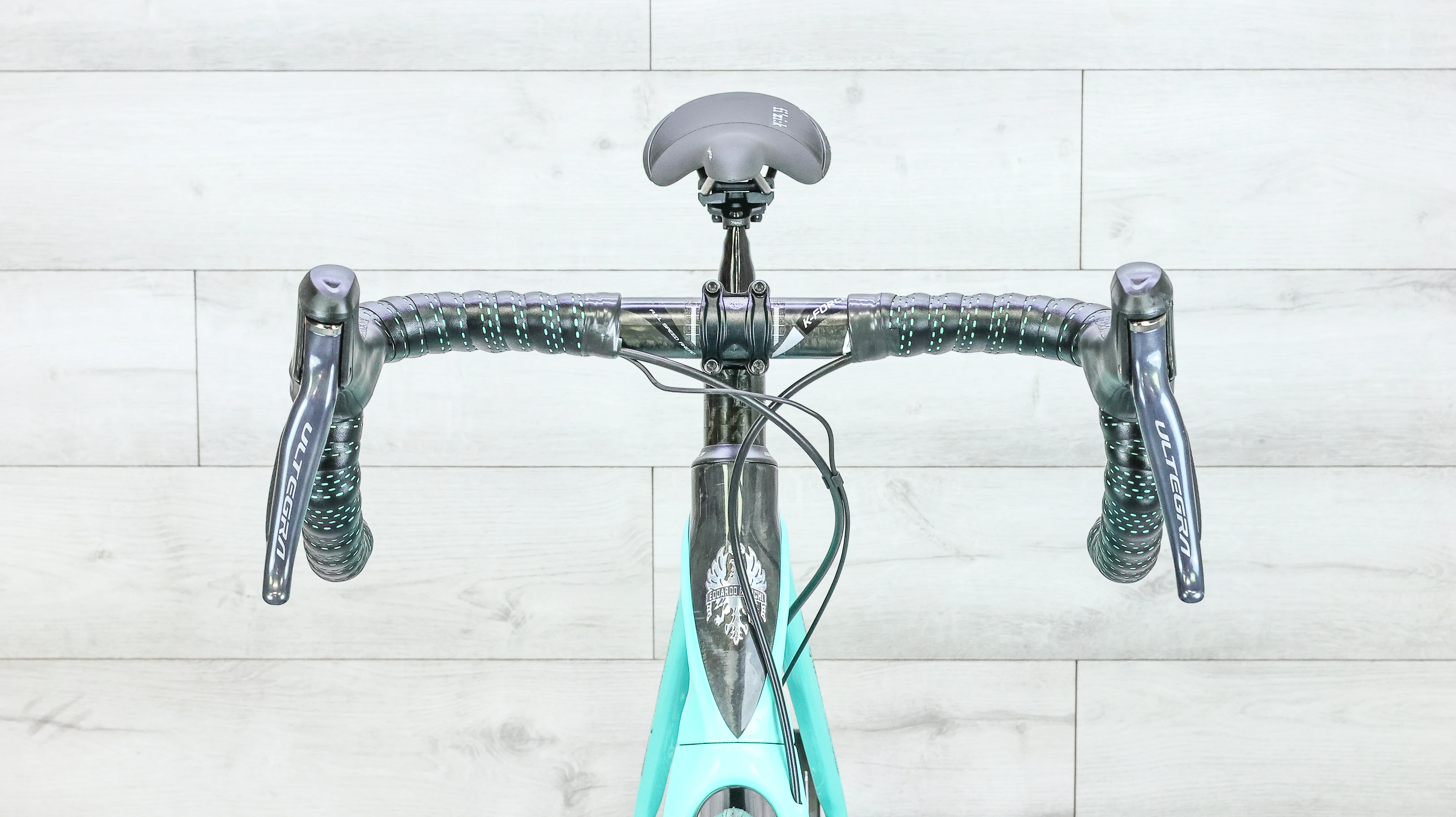 Bianchi Infinito CV Disc Ultegra Di2 Road Bike - 2019, 53cm - Image 12