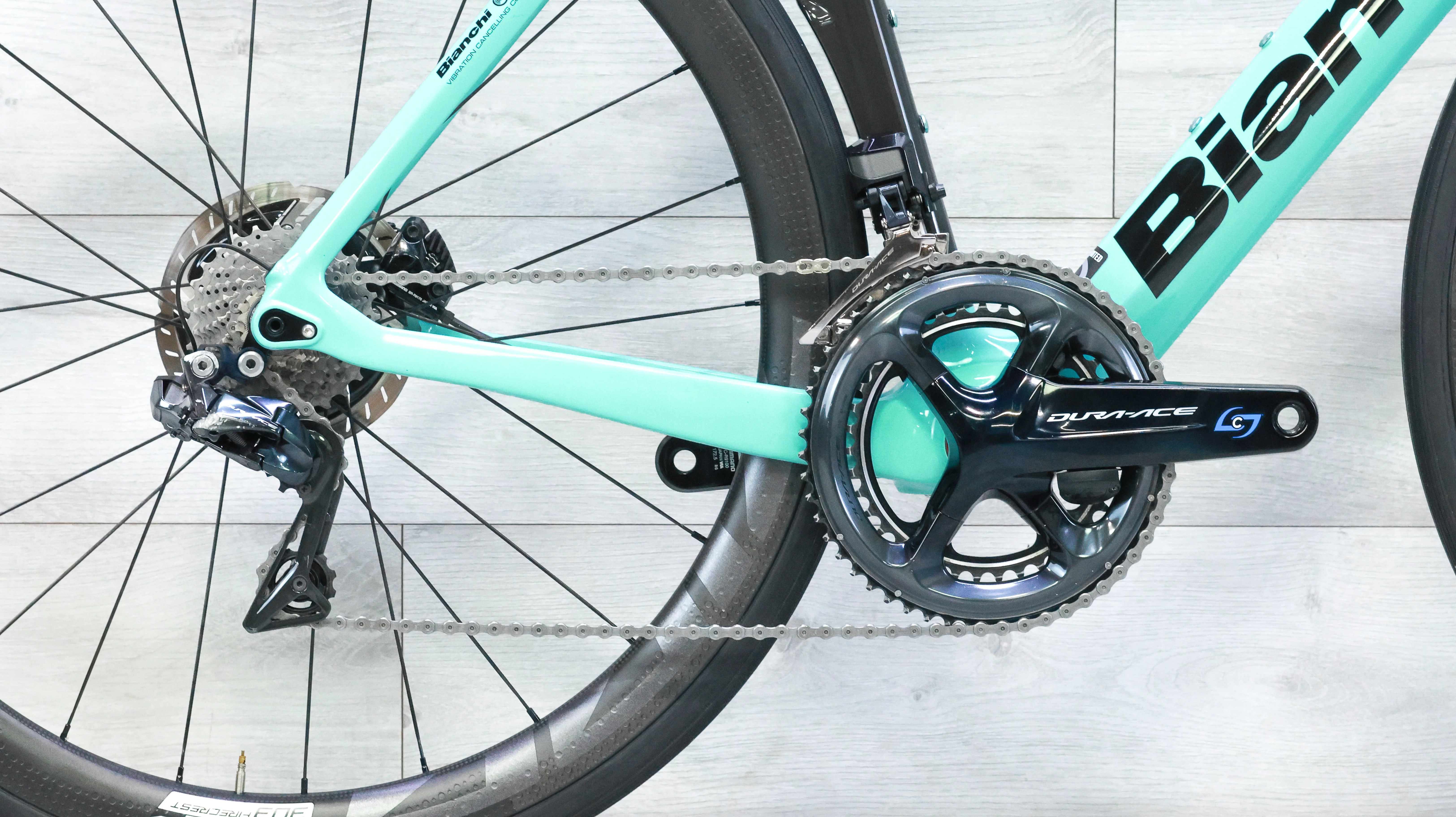 Bianchi Oltre XR4 Dura Ace Di2 Road Bike - 2021, 55cm - Image 5