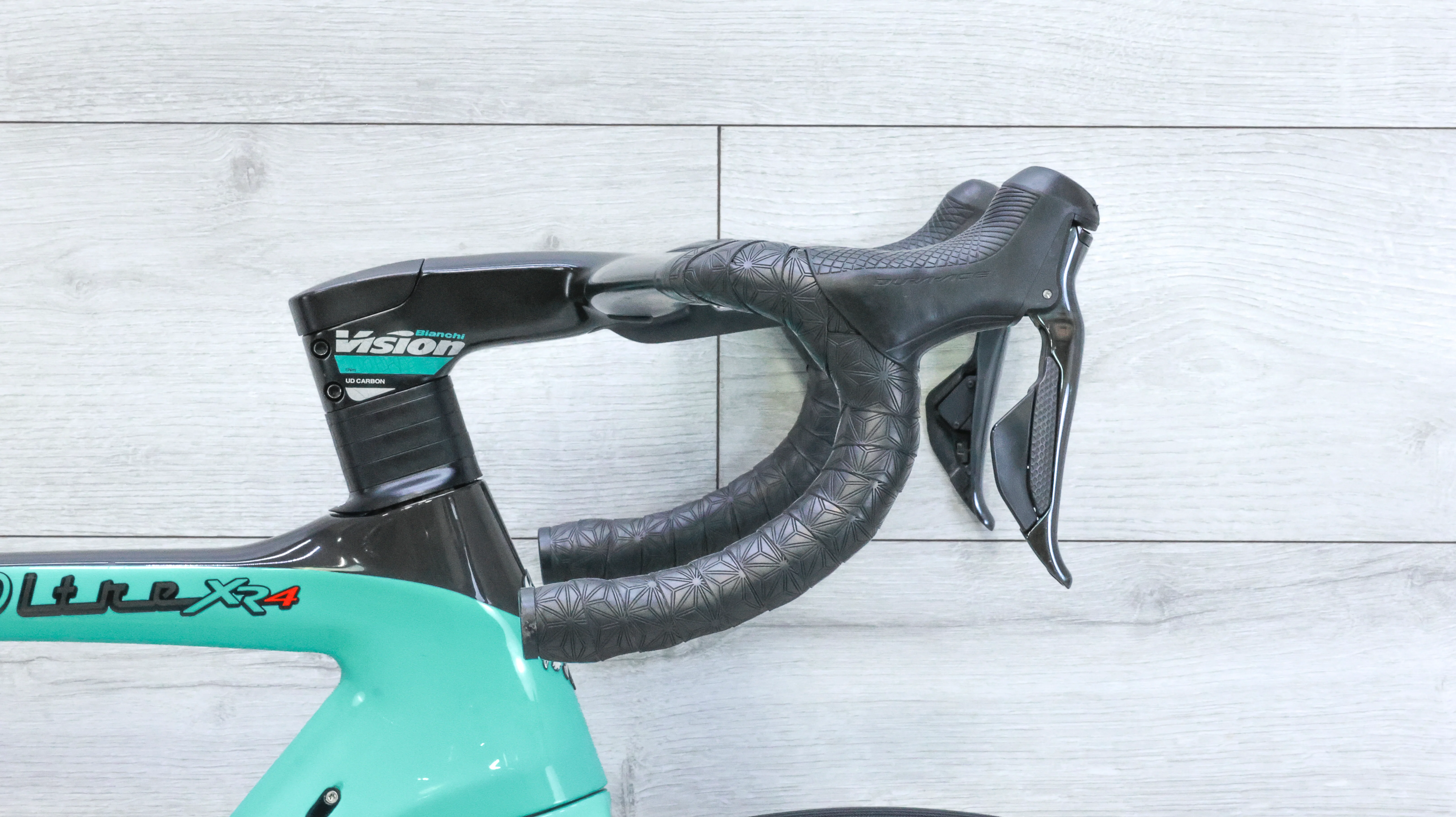 Bianchi Oltre XR4 Dura Ace Di2 Road Bike - 2021, 55cm - Image 9