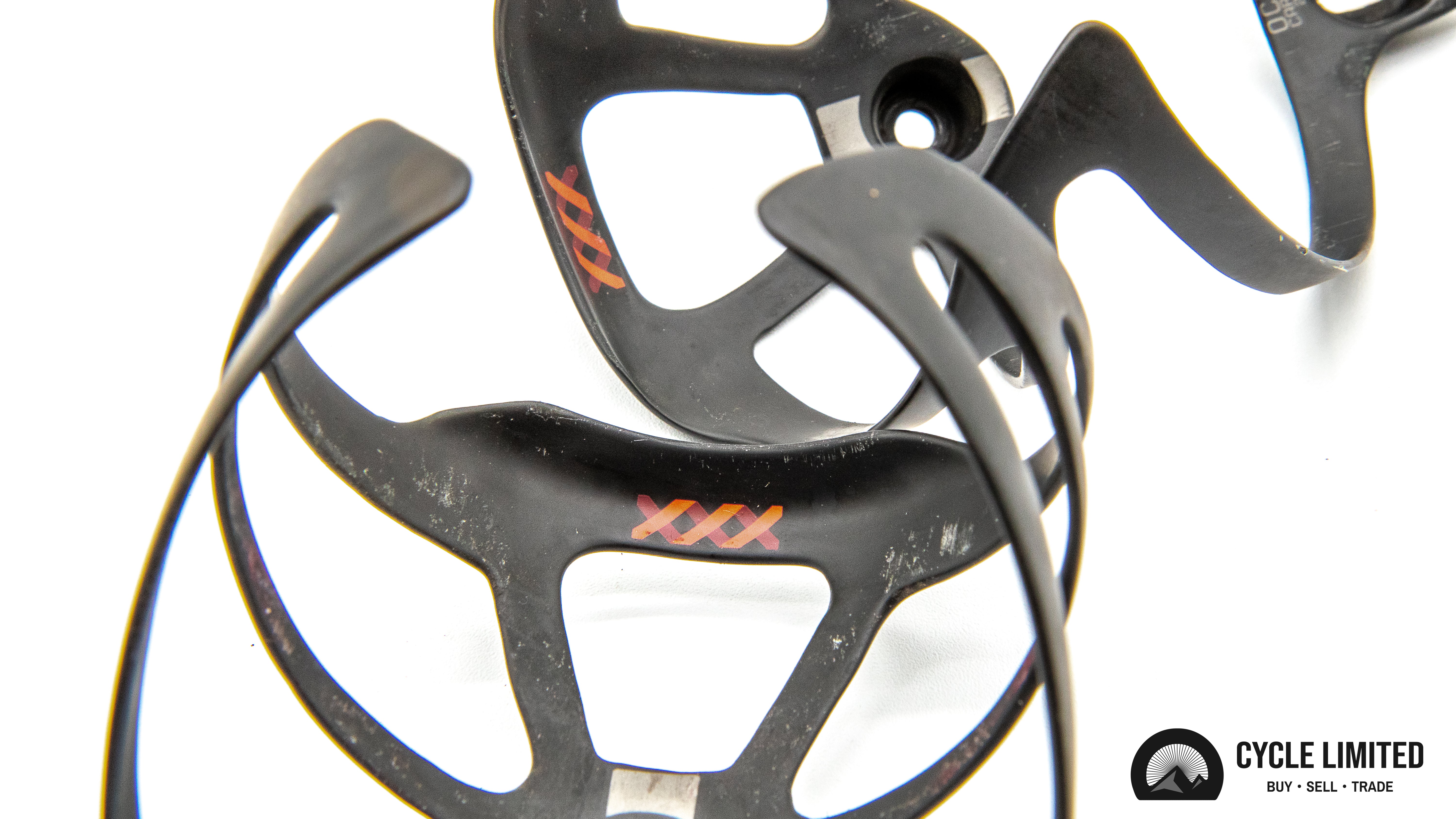 Bontrager XXX Carbon Water Bottle Cage Pair 35g - Image 6