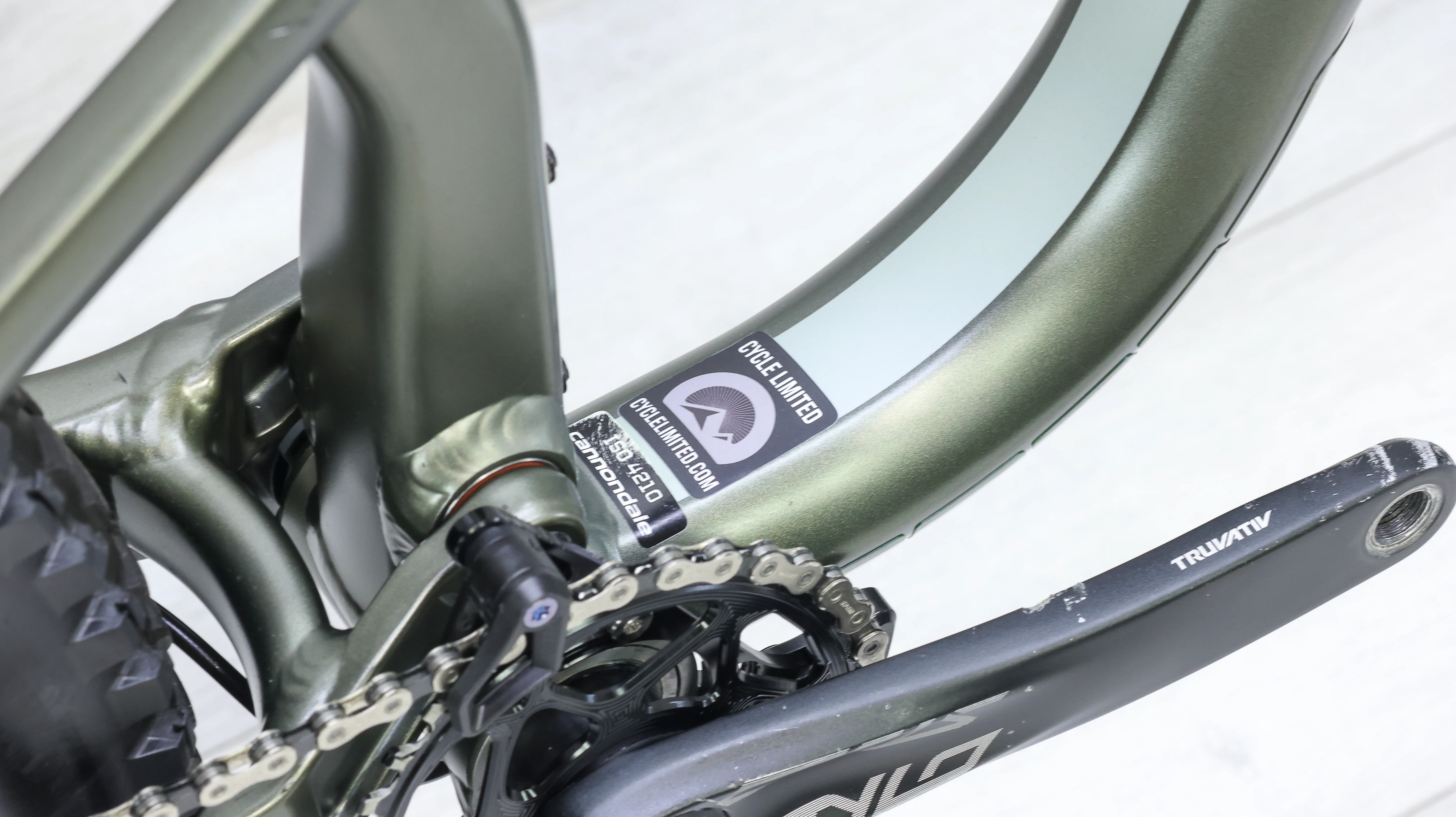 Cannondale Jekyll 29 AXS Mountain Bike - 2021, Medium - Image 3