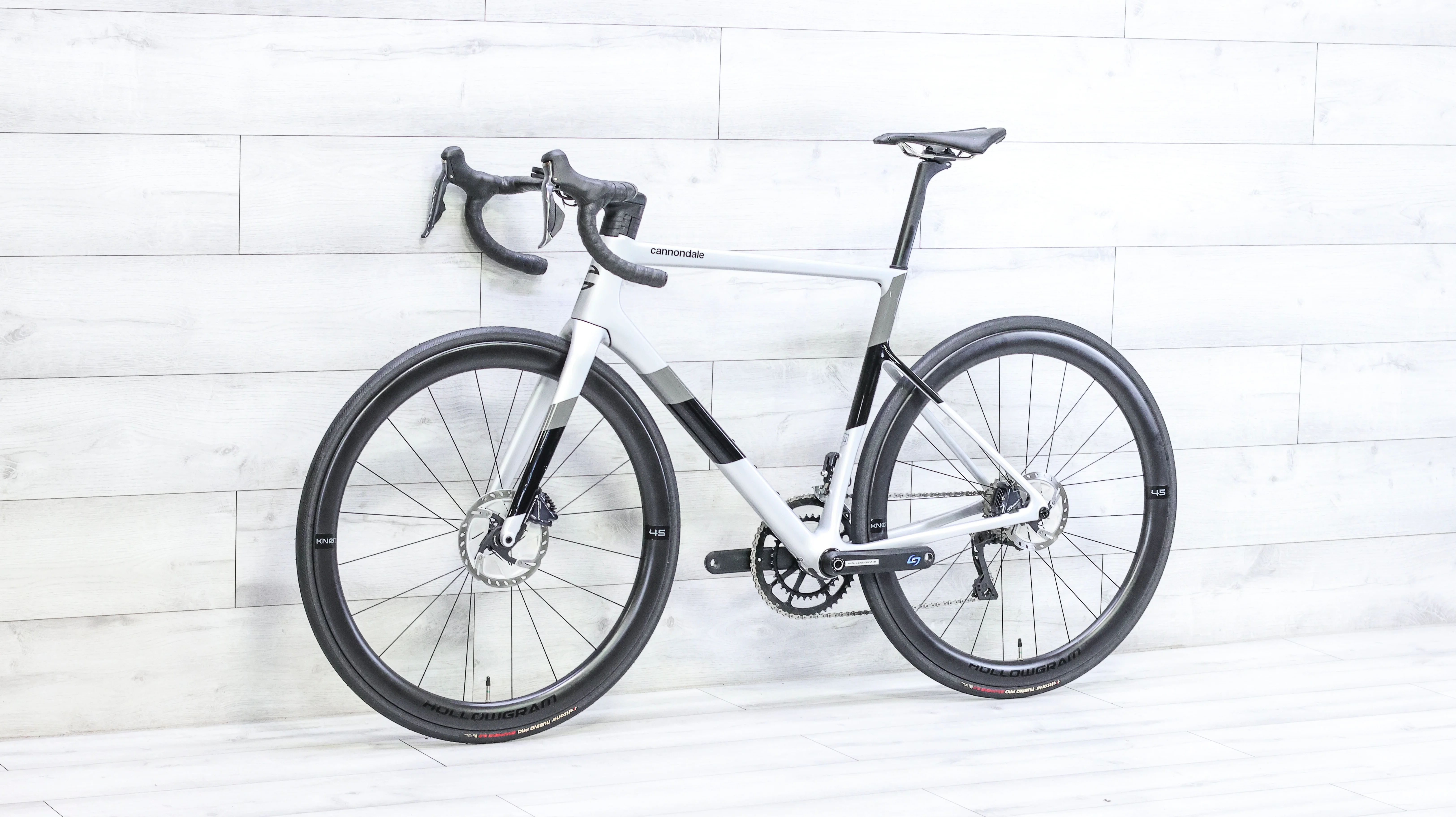 Cannondale SuperSix Evo Carbon Disc Ultegra Di2 Road Bike - 2021, 54cm - Image 4