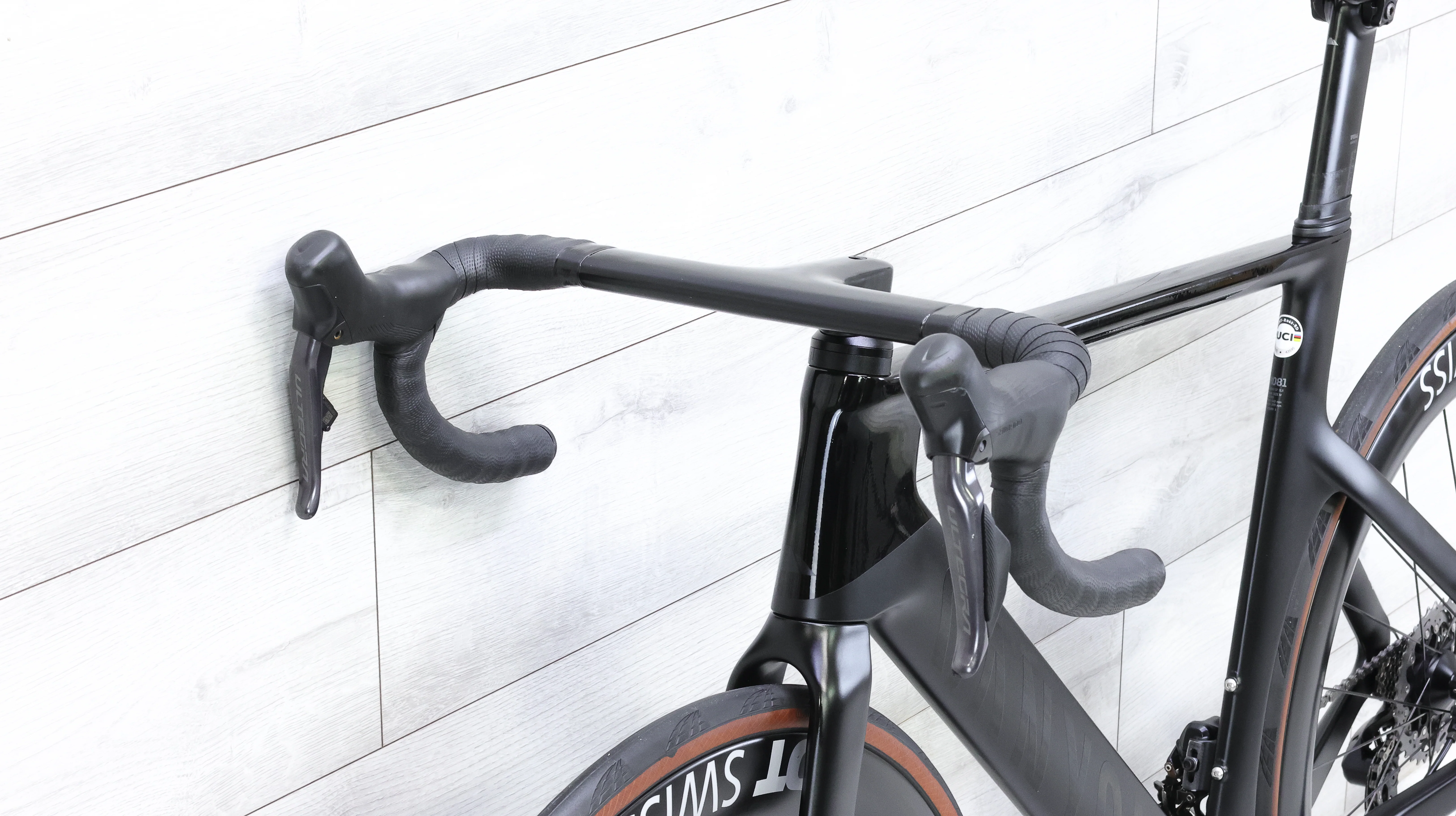 Canyon Aeroad CF SLX 8 Disc Di2 Road Bike - 2023, Medium - Image 11