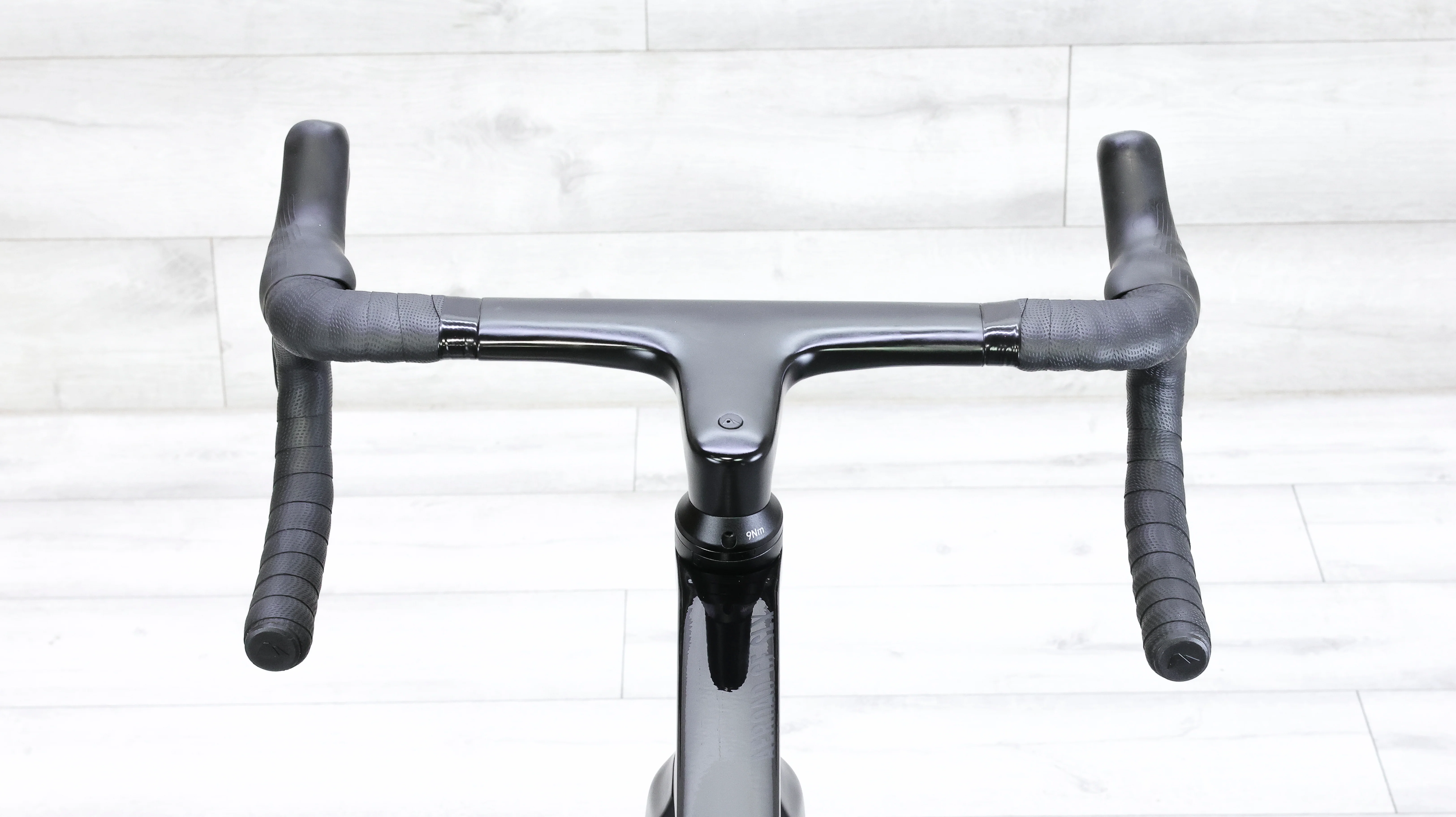 Canyon Aeroad CF SLX 8 Disc Di2 Road Bike - 2023, Medium - Image 13