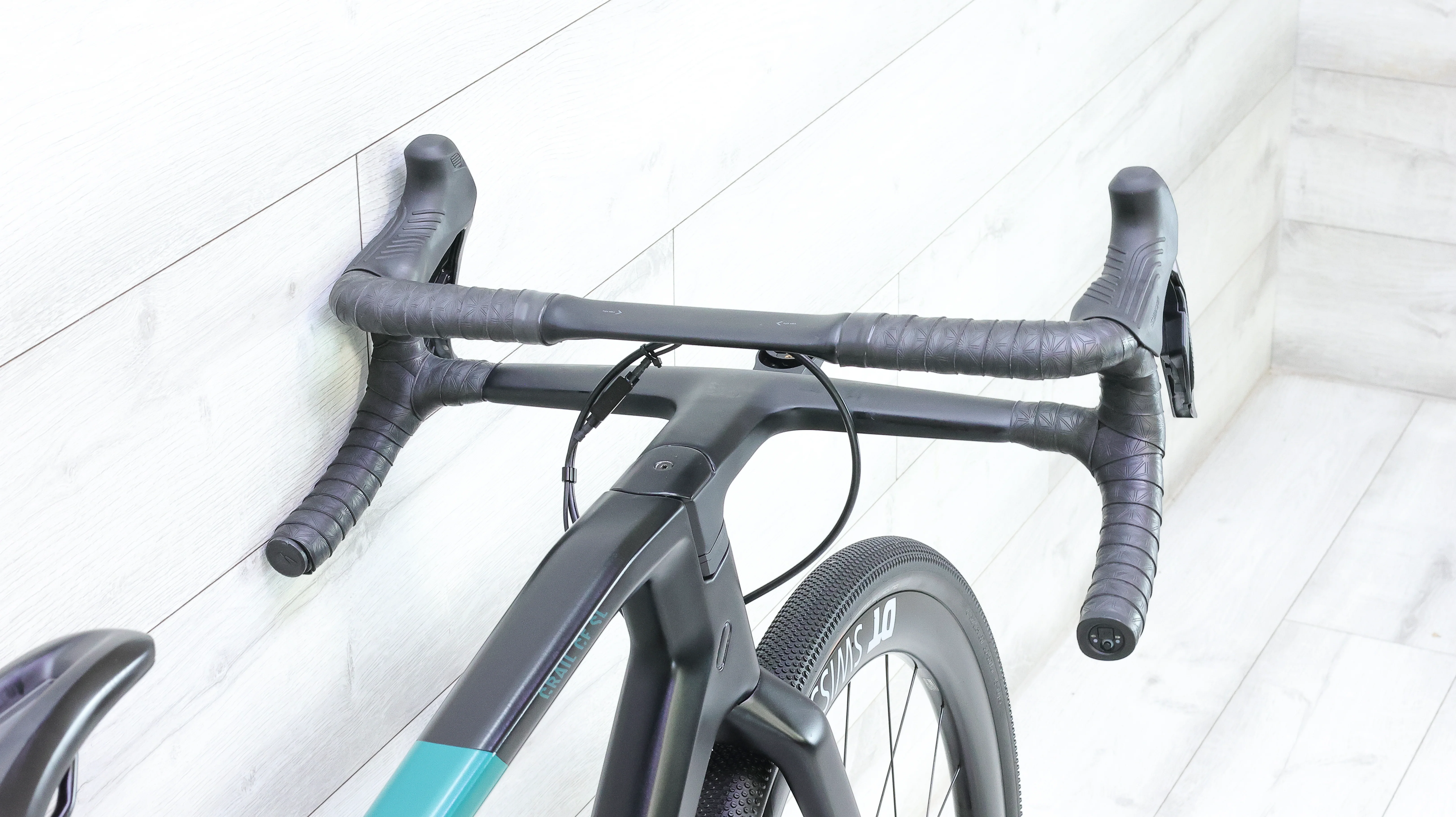 Canyon Grail CF SL 8 Di2 Gravel Bike - 2022, Medium - Image 8