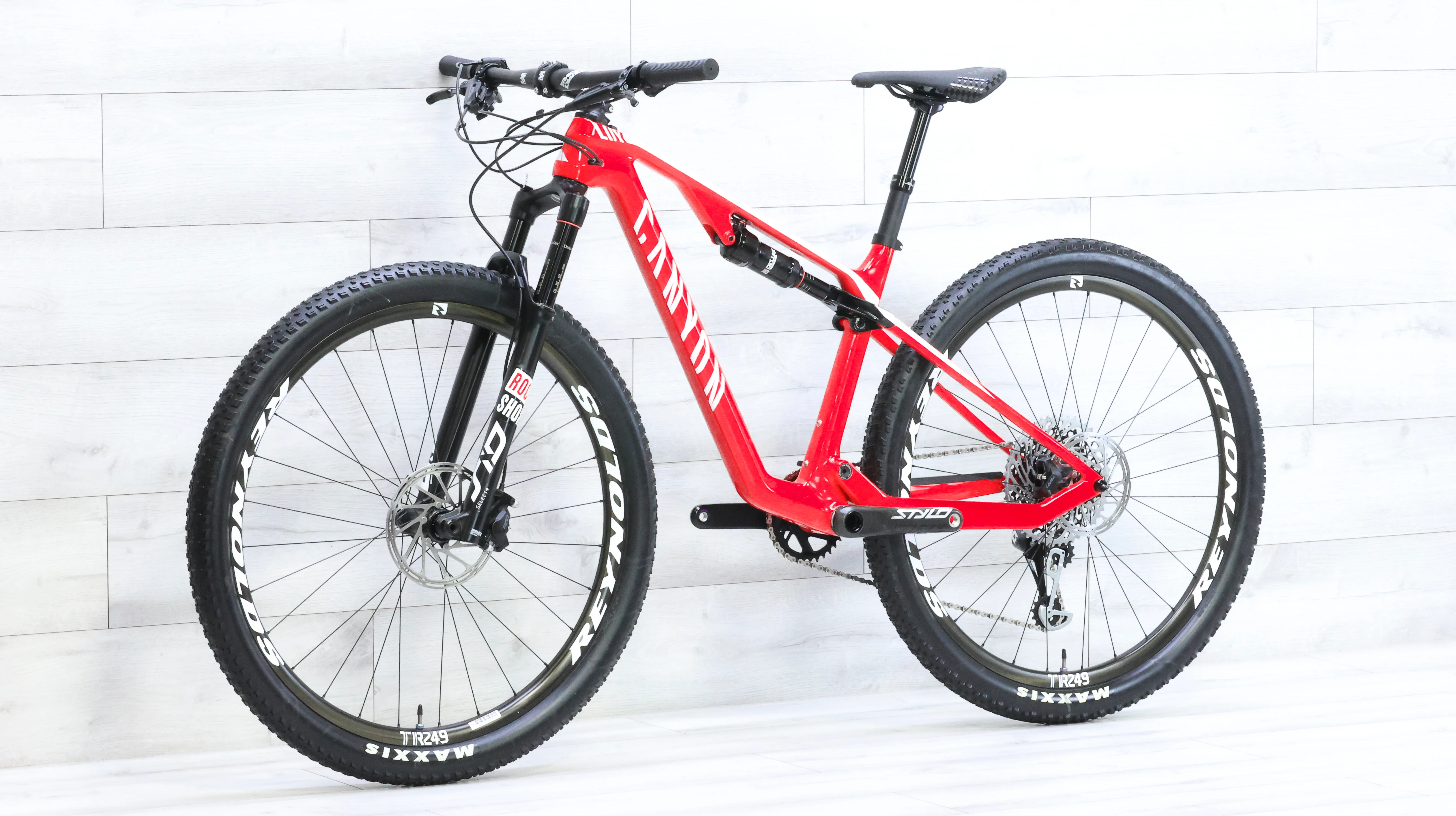 Canyon Lux CF SL 8.0 Mountain Bike - 2020, Small - Image 4