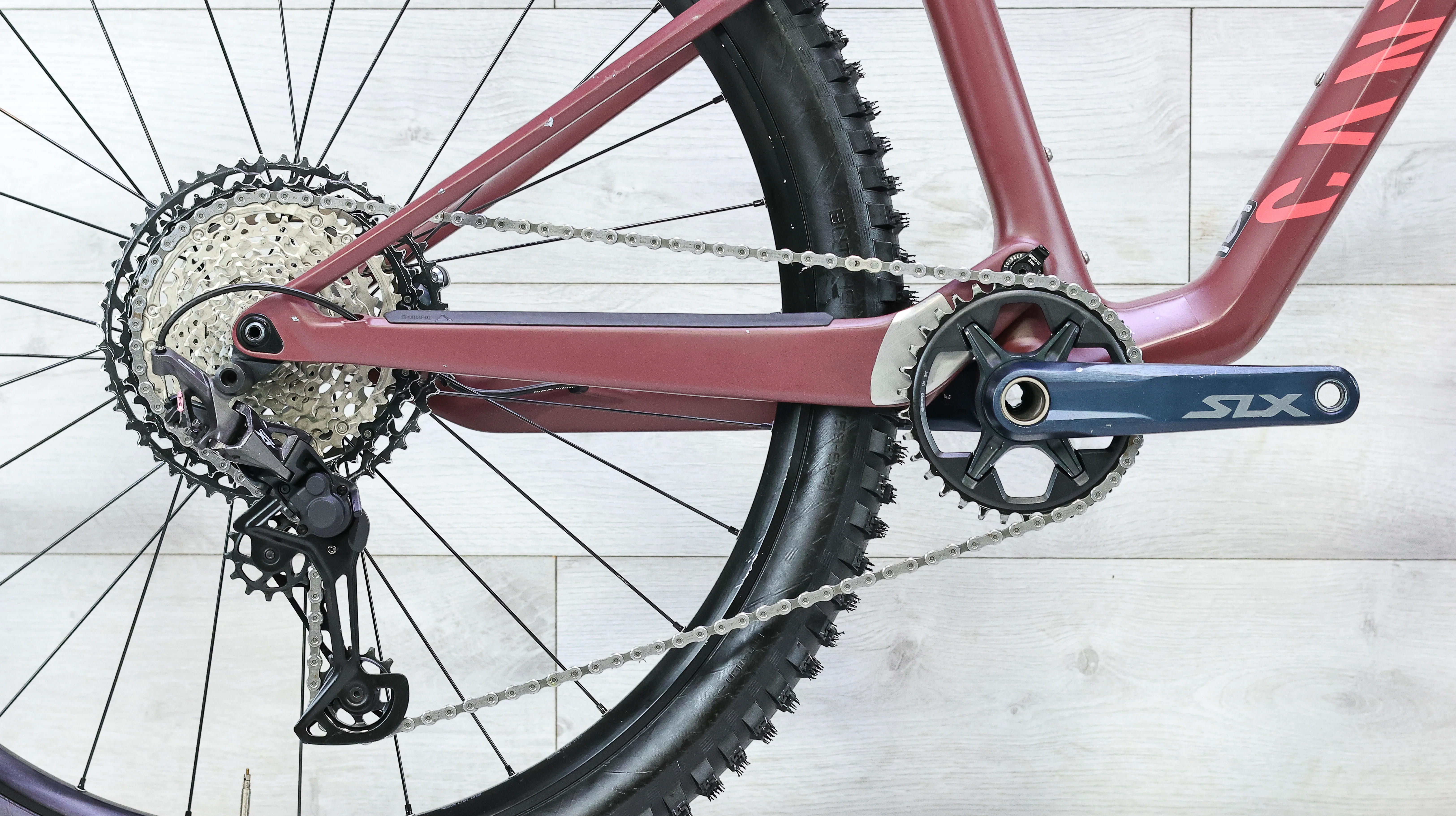 Canyon Lux Trail CF 6 Mountain Bike - 2023, Small - Image 5