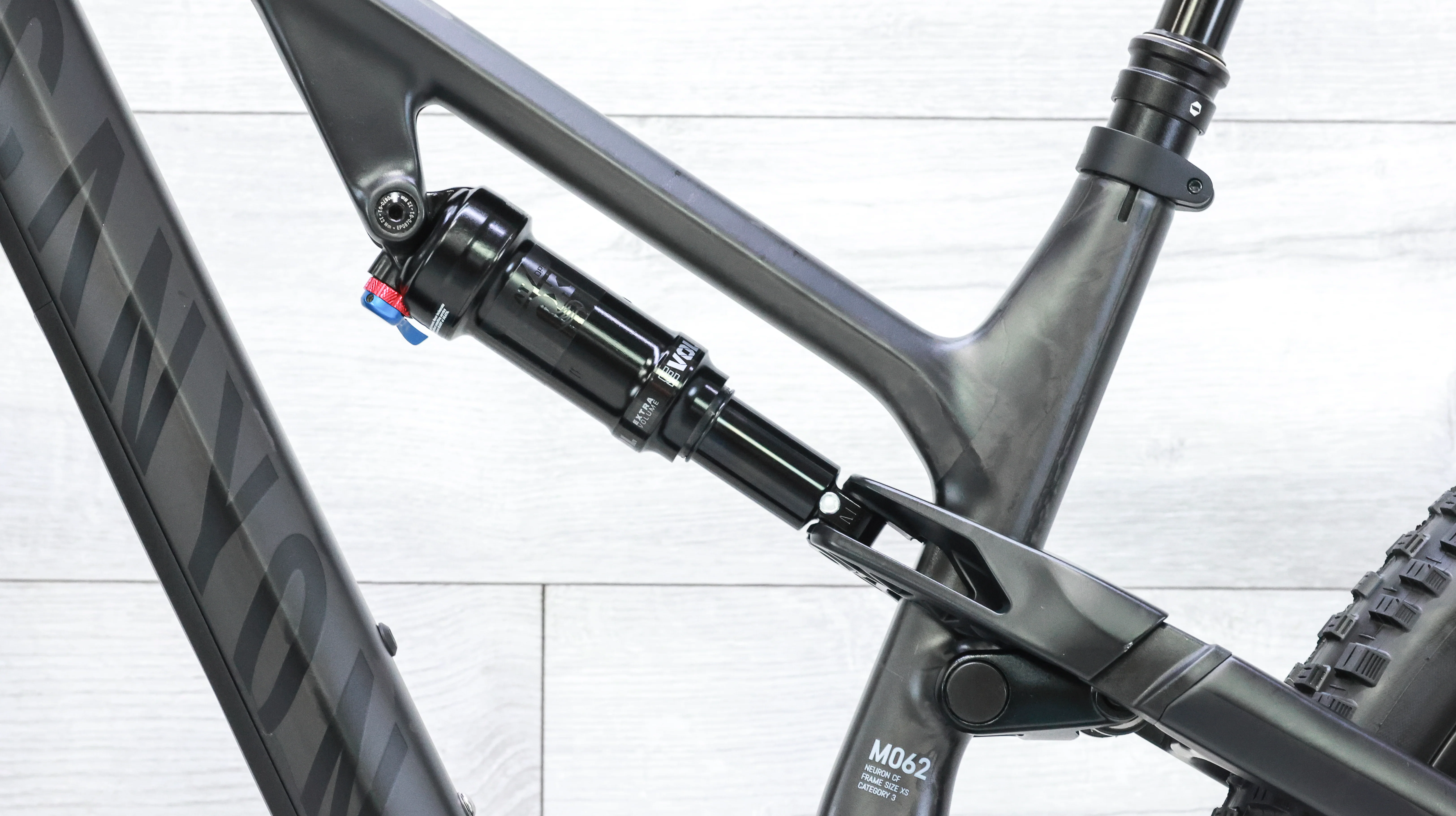 Canyon Neuron CF 9 Mountain Bike - 2023, X-Small - Image 11