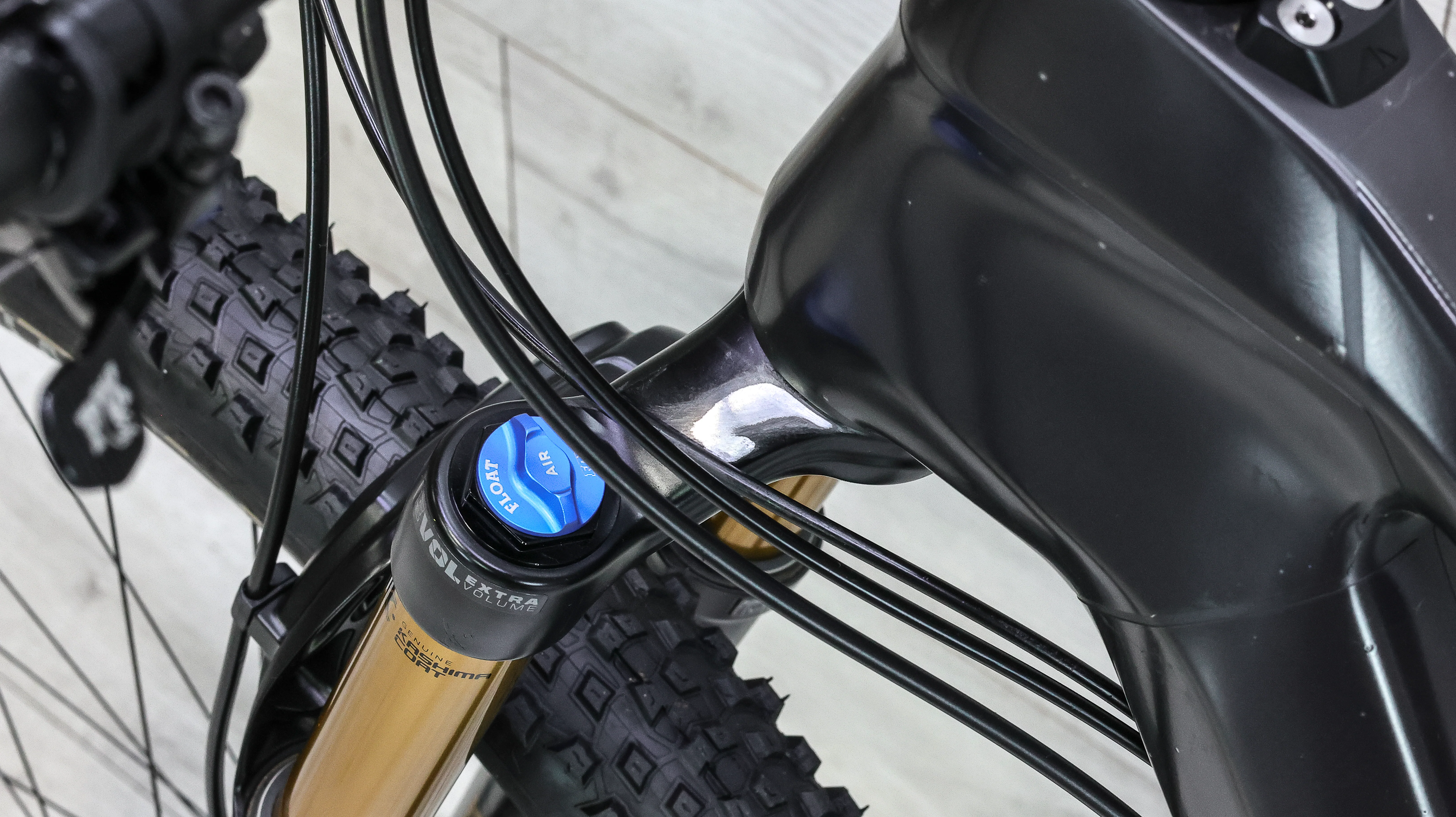 Canyon Neuron CF SLX 9 Mountain Bike - 2021, X-Large - Image 16