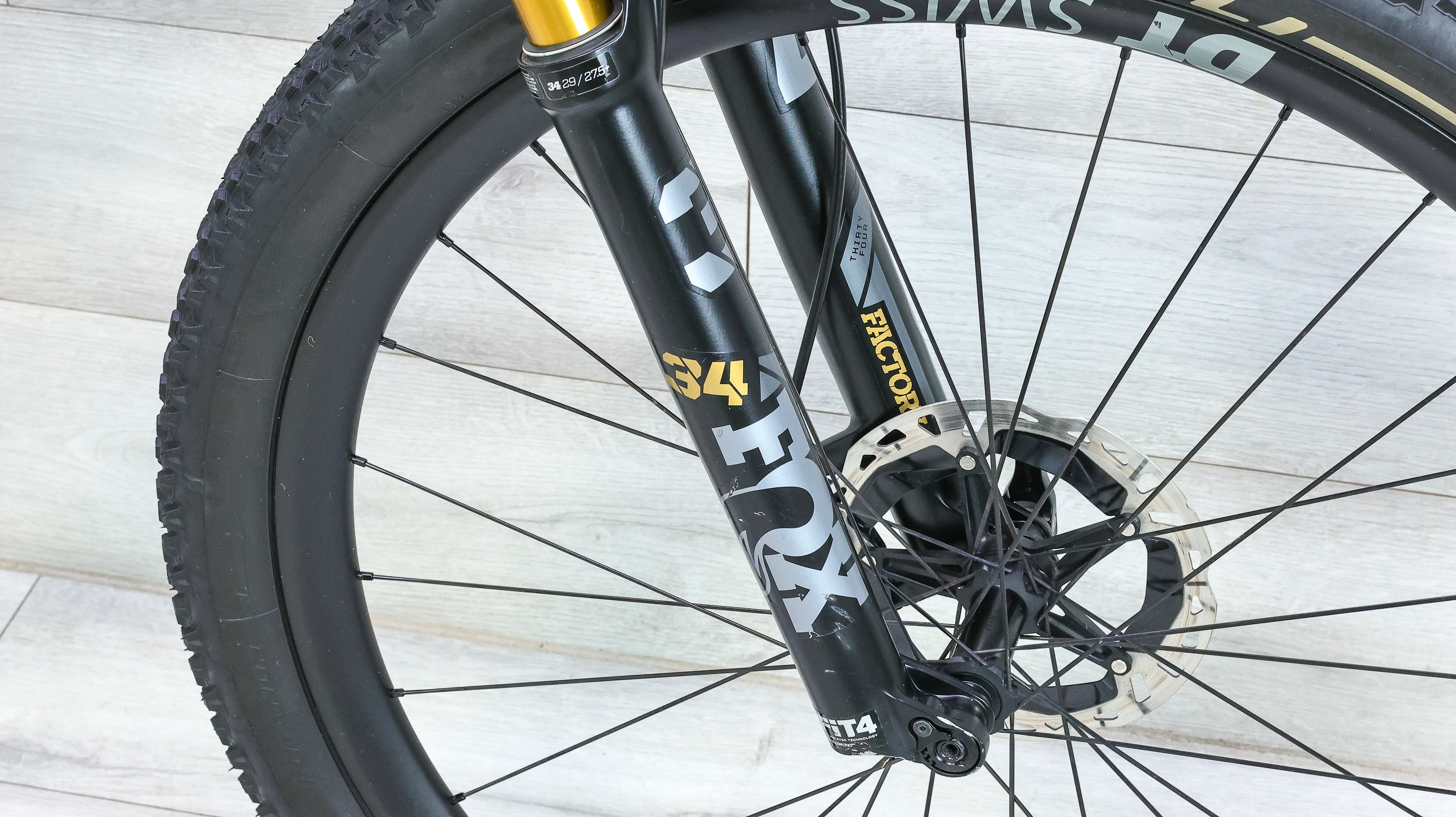 Canyon Neuron CF SLX 9 Mountain Bike - 2021, X-Large - Image 17