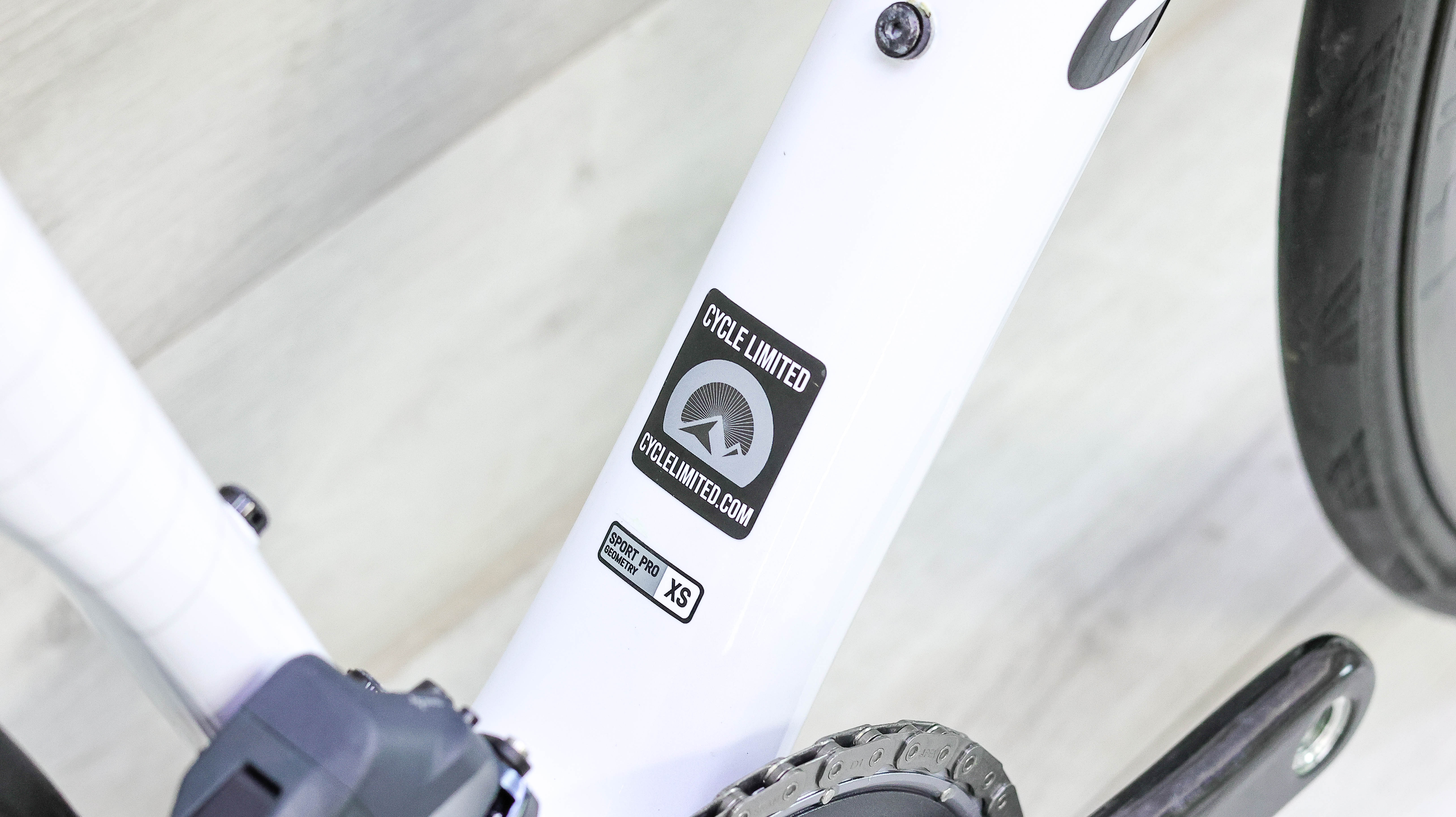 Canyon Ultimate CF SLX 8 Disc eTap Road Bike - 2021, X-Small - Image 3